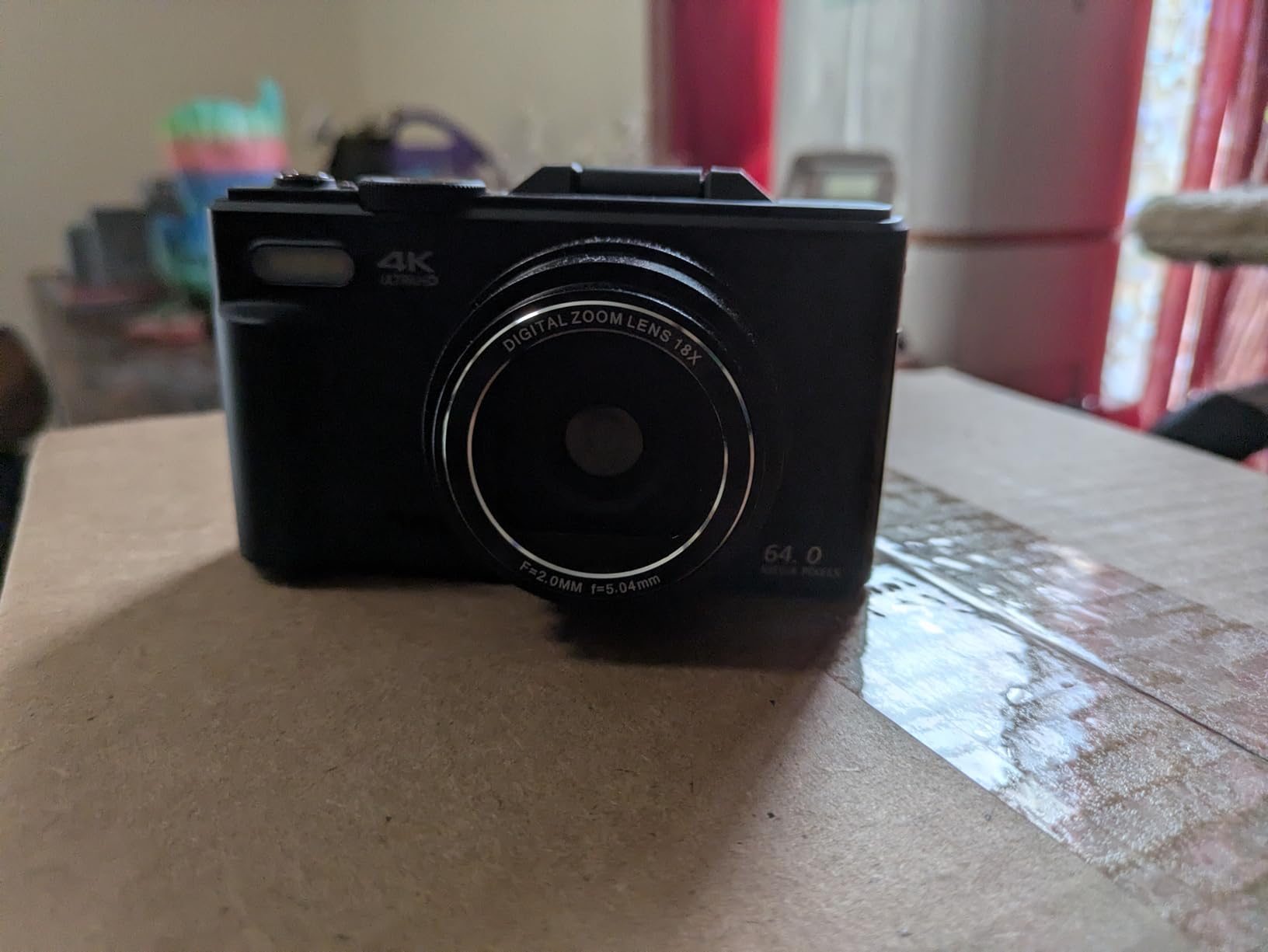 VJIANGER 4K Digital Camera, Vlogging Camera with 180° Flip Screen customer photo 1