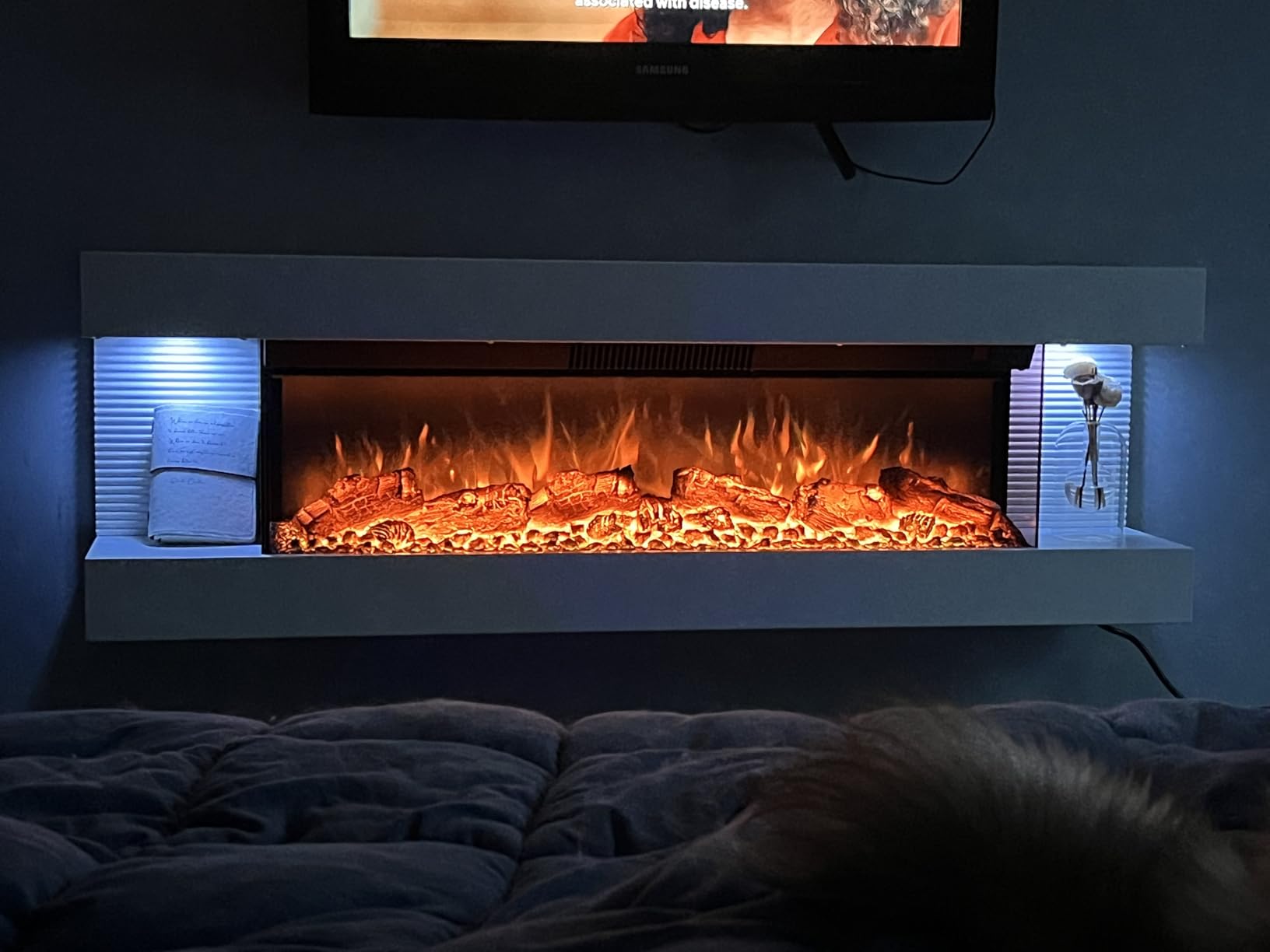 ORALNER 3 Sided Wall Mount Electric Fireplace w/ 50