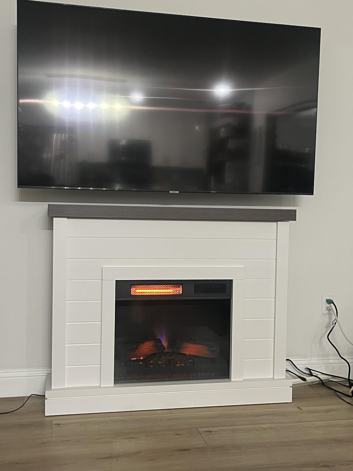 duraflame Shiplap Wall Mantel Electric Fireplace, Weathered Grey customer photo 2