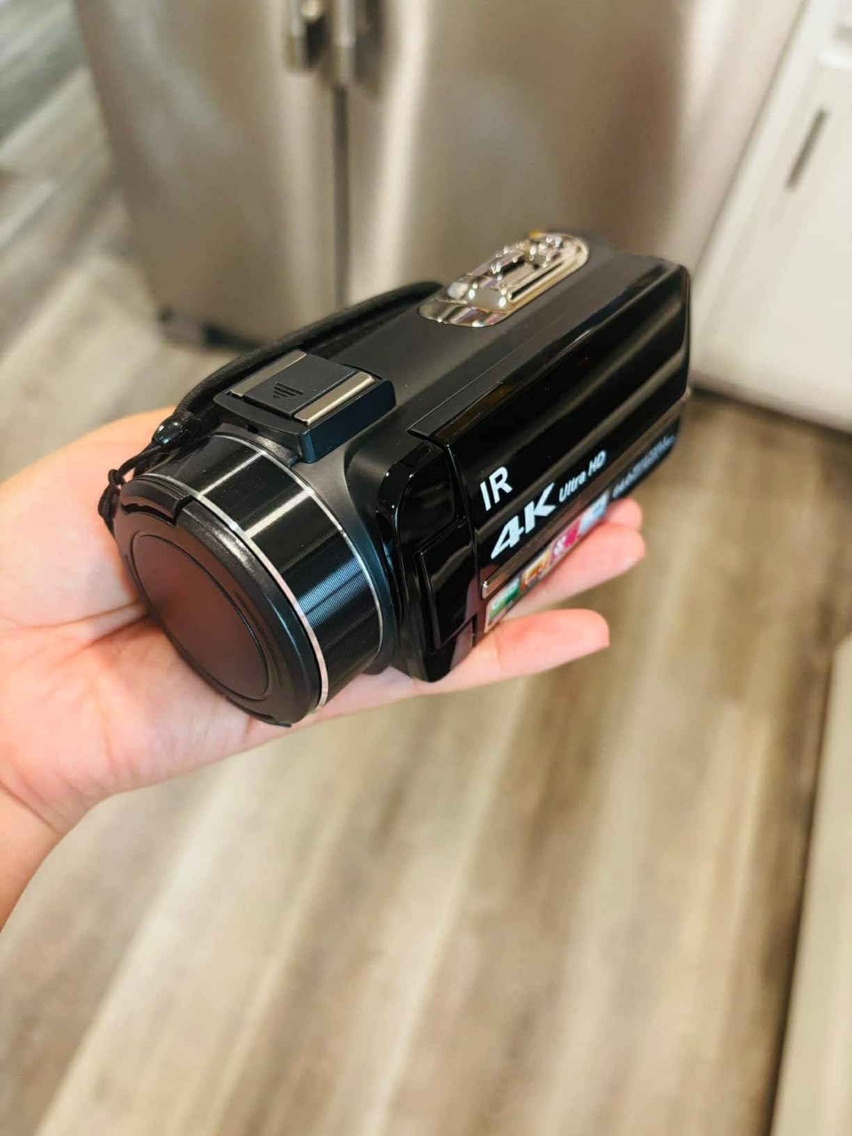 ZYDIIE 4K Video Camera Camcorder UHD 64MP Vlogging Camera for YouTube 18x Digital Zoom 3 inch 270 Degree Rotation IPS Touchscreen Video Camcorder with Night Vision, Remote Control, 32GB Card, 2 Batteries customer photo 2