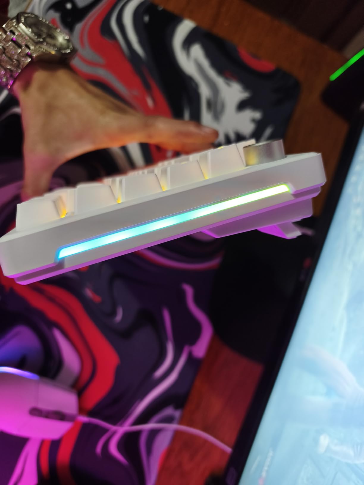 DIERYA DK81E 75% Mechanical Gaming Keyboard, Hot-Swappable, Wired, White customer photo 1