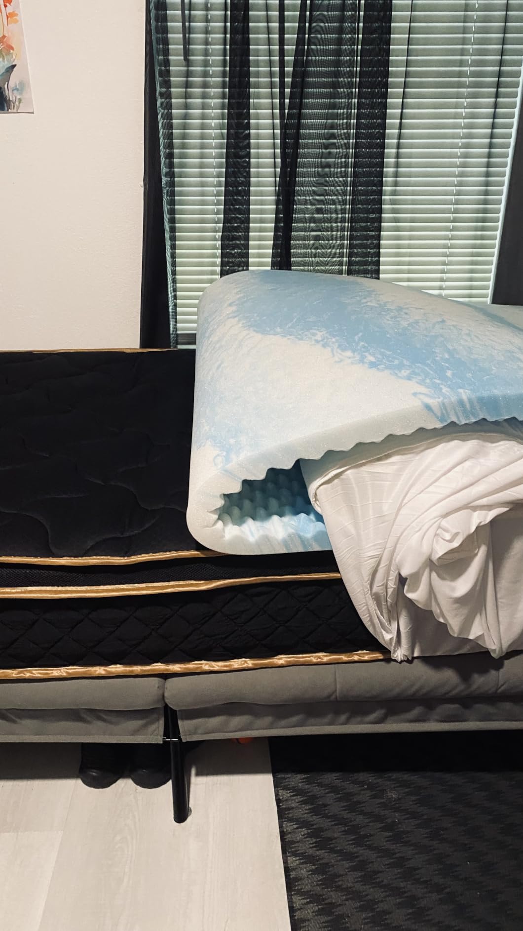 Queen Mattress 12 Inch Medium Firm Hybrid Mattress Queen Size Memory Foam Pocket Springs Queen Bed Matress in a Box for All Sleeping Positions Motion Isolation Comfortable Sleep customer photo 2