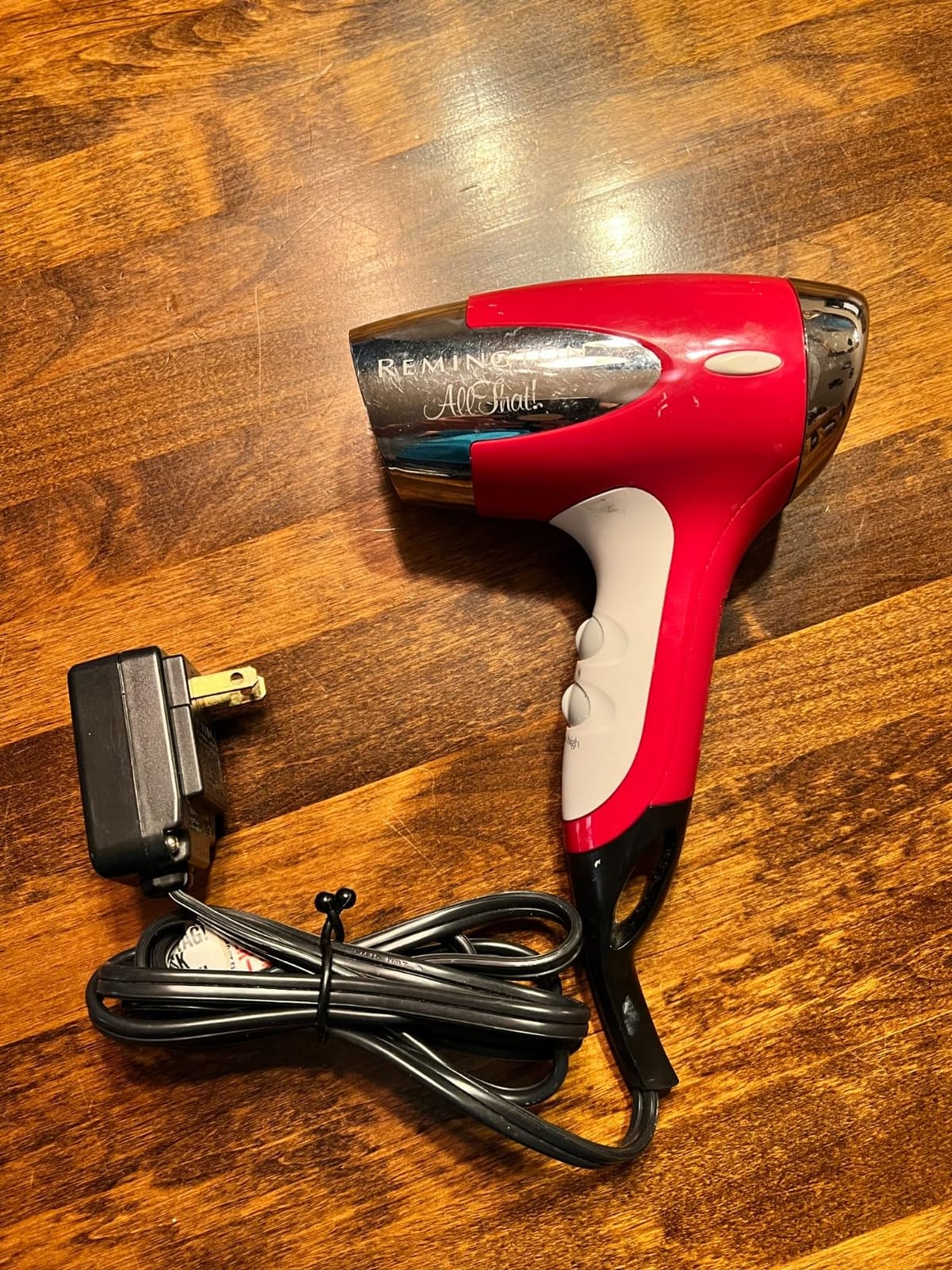 Remington Ionic Compact Hair Dryer, 1875W, Portable Anti-Frizz Dryer customer photo 1