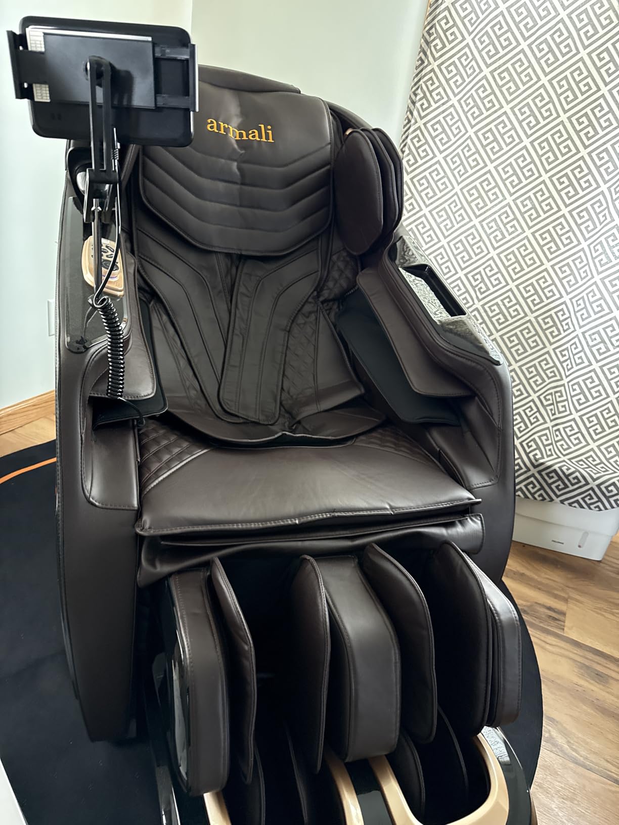 4D Massage Chairs Full Body, Zero Gravity SL-Track Shiatsu Massage Chair Recliner, Core Heating, 20 Massage Techniques, Deep Yoga Stretch, Foot Rollers, AI Voice, Touch Screen, Wireless Charging customer photo 1