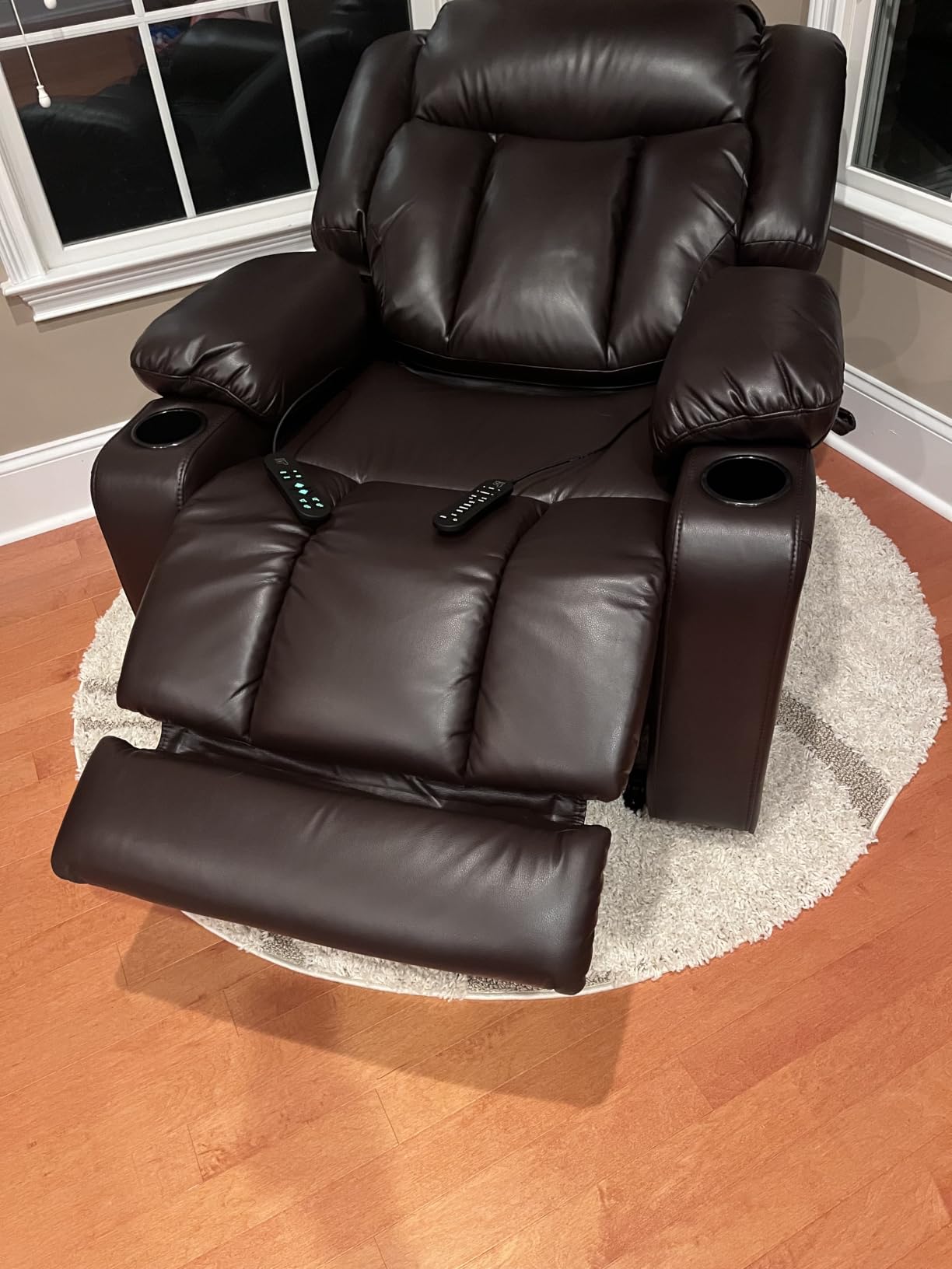 EONIX Dual Motor Power Lift Recliner Chair for Elderly, 400lb, Black | Electric Recliner with USB Ports, Independent back & footrest, Lay Flat, Infinite Position, Cup Holder & Side Pockets customer photo 1