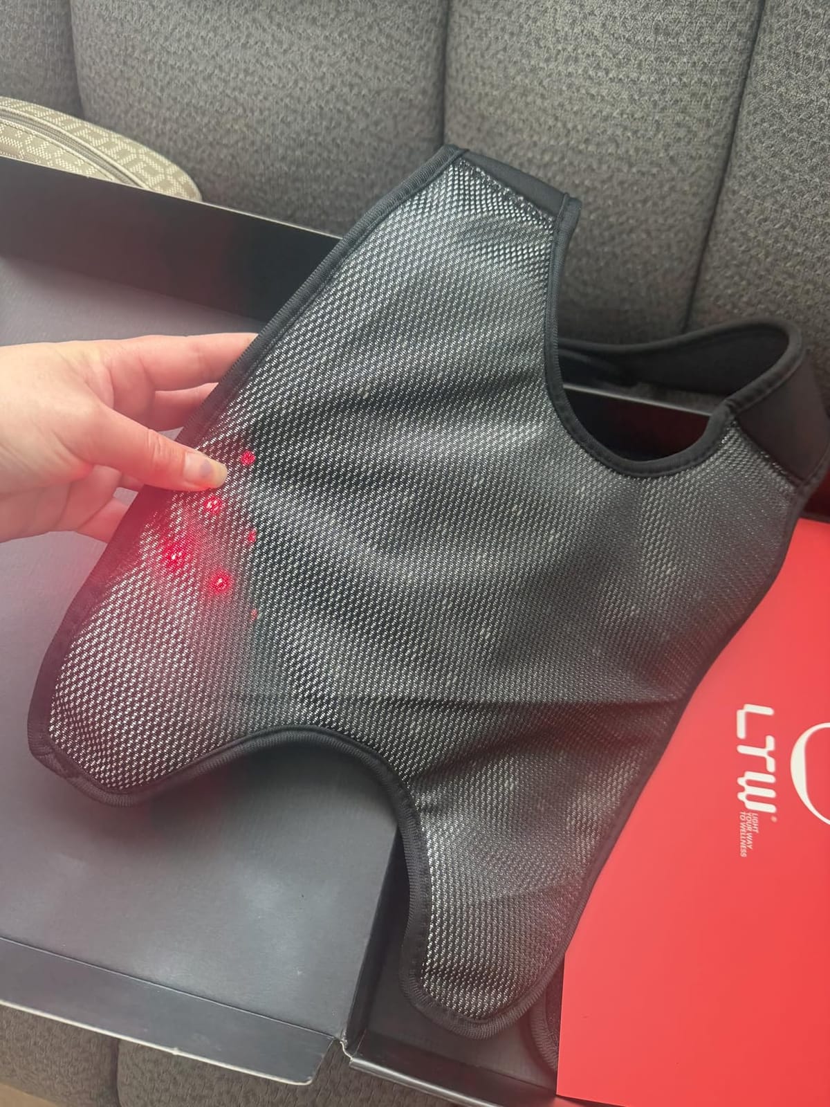 LTW Knee Massager with Heat and Red Light Therapy for Knee Pain Relief customer photo 2