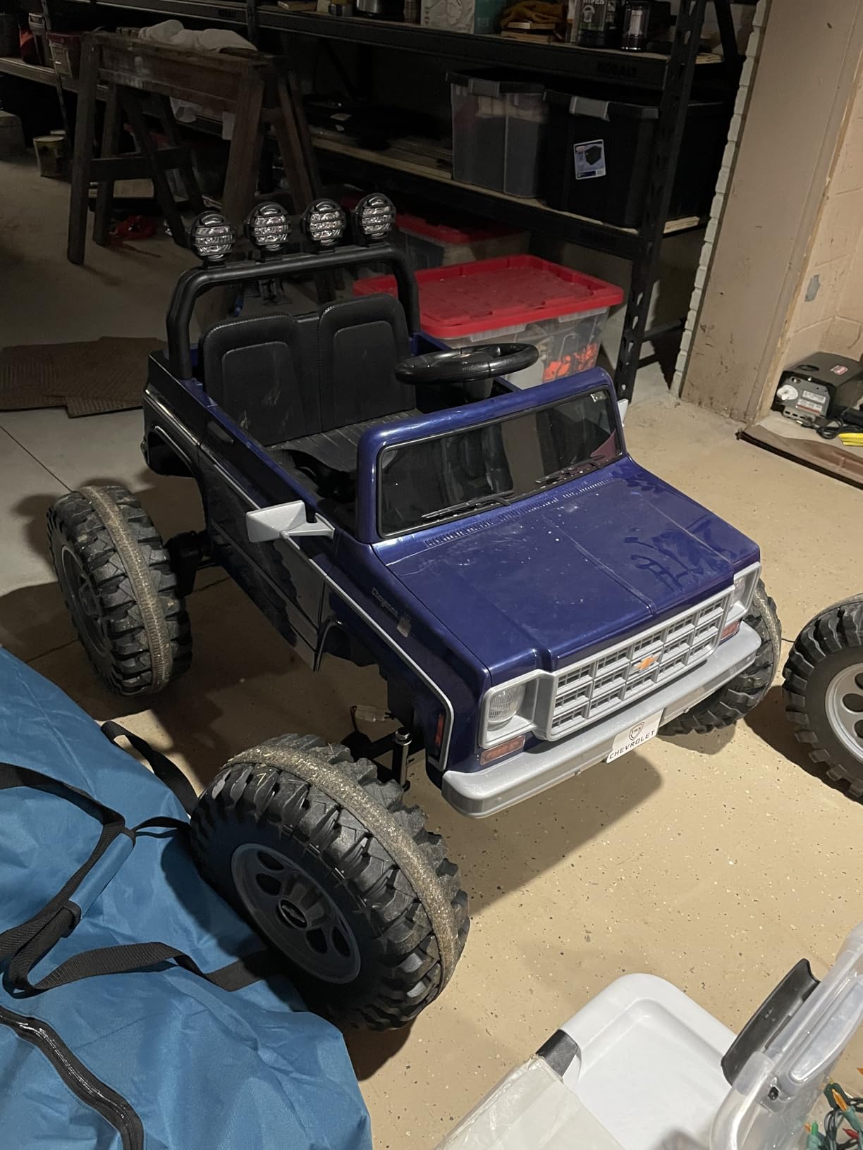 24V Ride on Licensed Chevrolet Monster Truck Car w/4 * 200W Motors(4WD), 24 Volt Ride on Toys Power Big Wheels for Big Kids, Blue customer photo 1