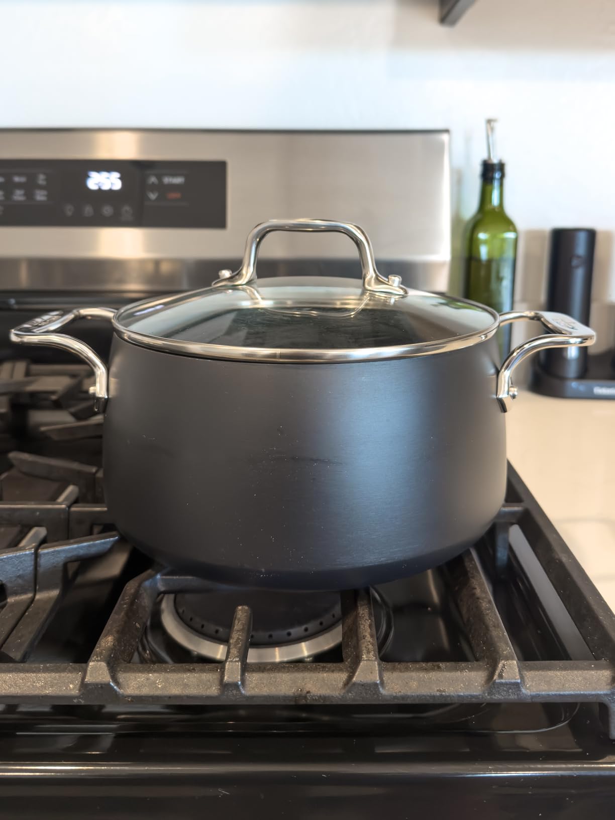 All-Clad HA1 Expert Hard Anodized Nonstick Stock Pot with Lid (8 Qt) customer photo 2