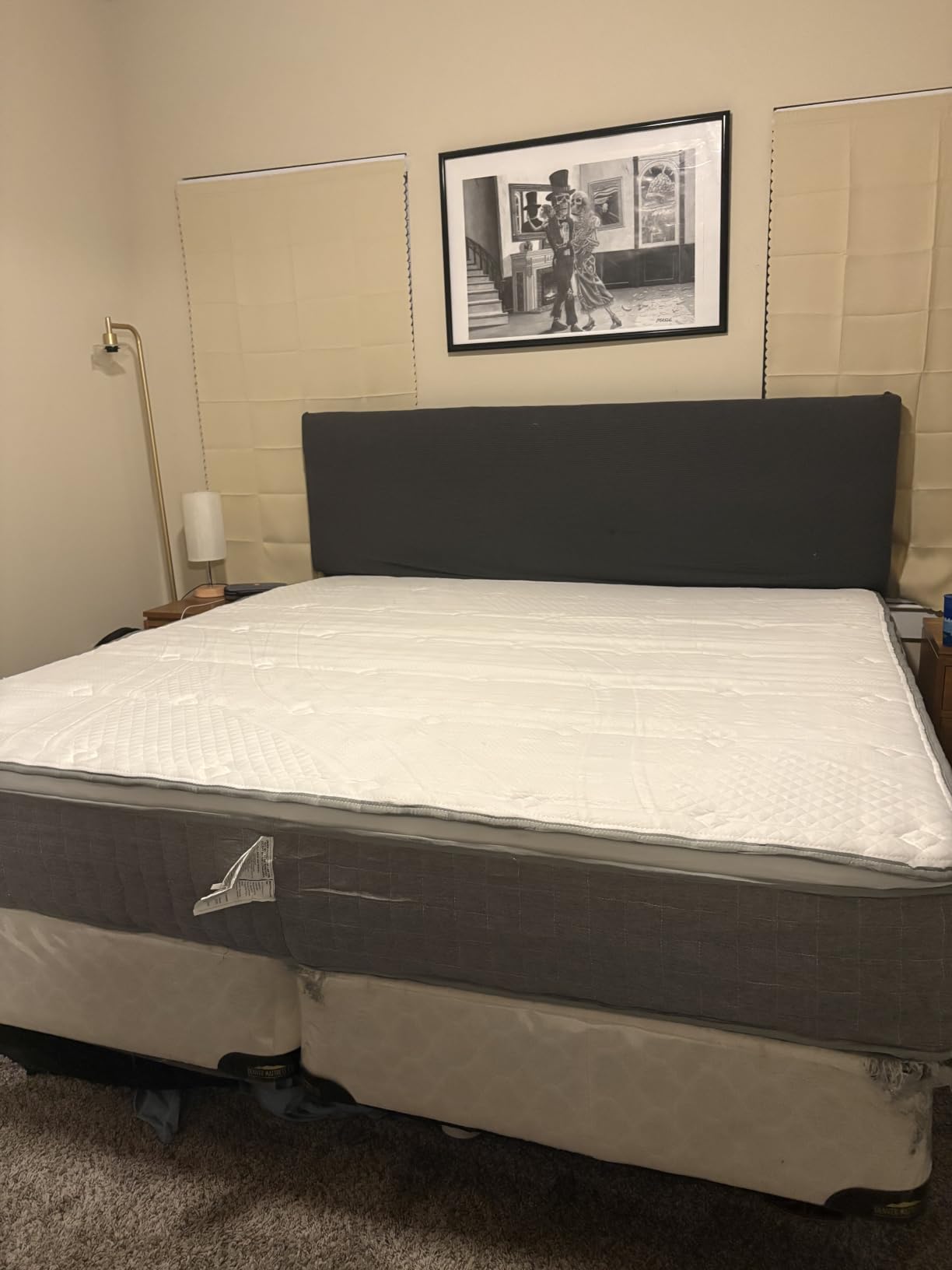 Novilla 14 Inch King Mattress,King Size Gel Memory Foam Hybrid Mattress | with Cool-Touch Nylon Cover & Pocketed Coils for Spinal Alignment Support & Pressure-Free Relaxation CertiPUR-US Certified customer photo 1