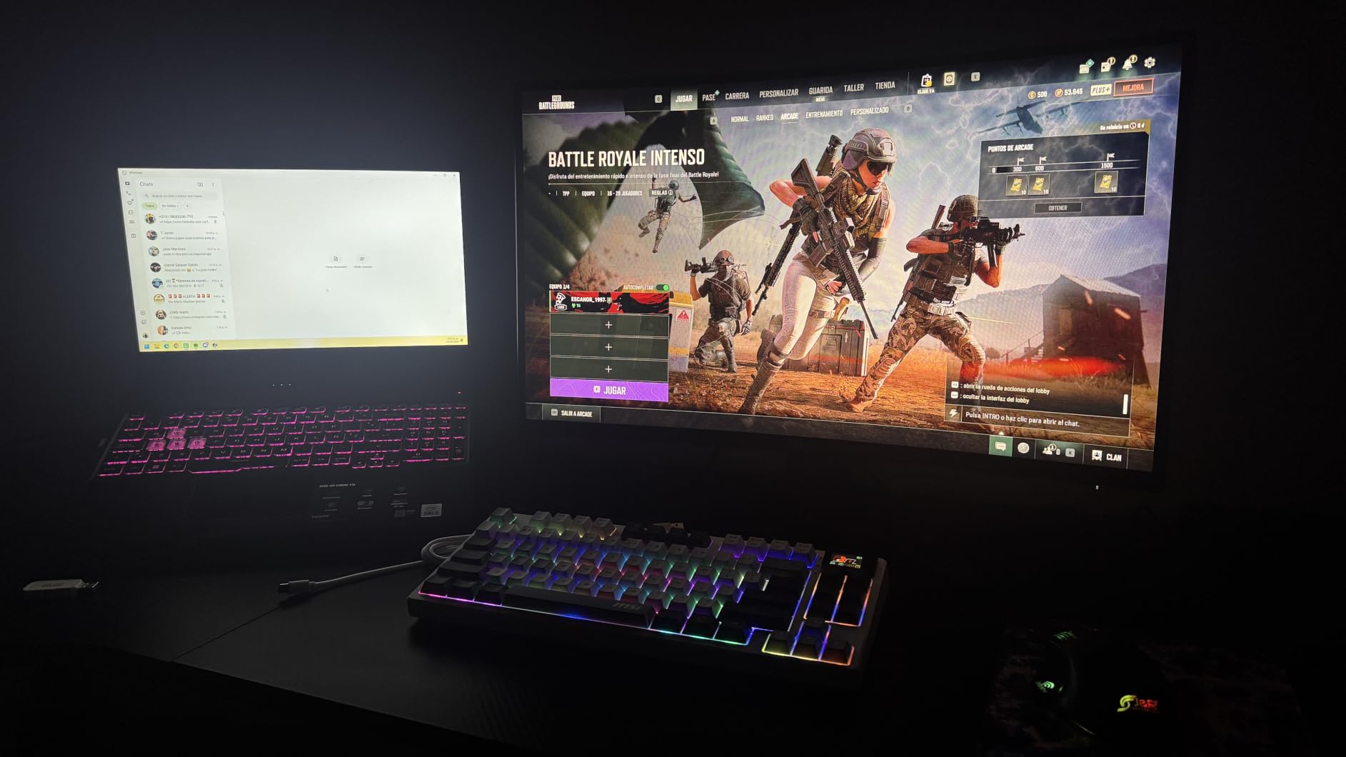 MSI MAG 274CF X24 27-inch 1920 x 1080 (FHD) Gaming Monitor, 240Hz, AMD FreeSync Premium, HDR Ready, HDMI, VGA Port, VESA, Tilt, 0.5ms, Black customer photo 2