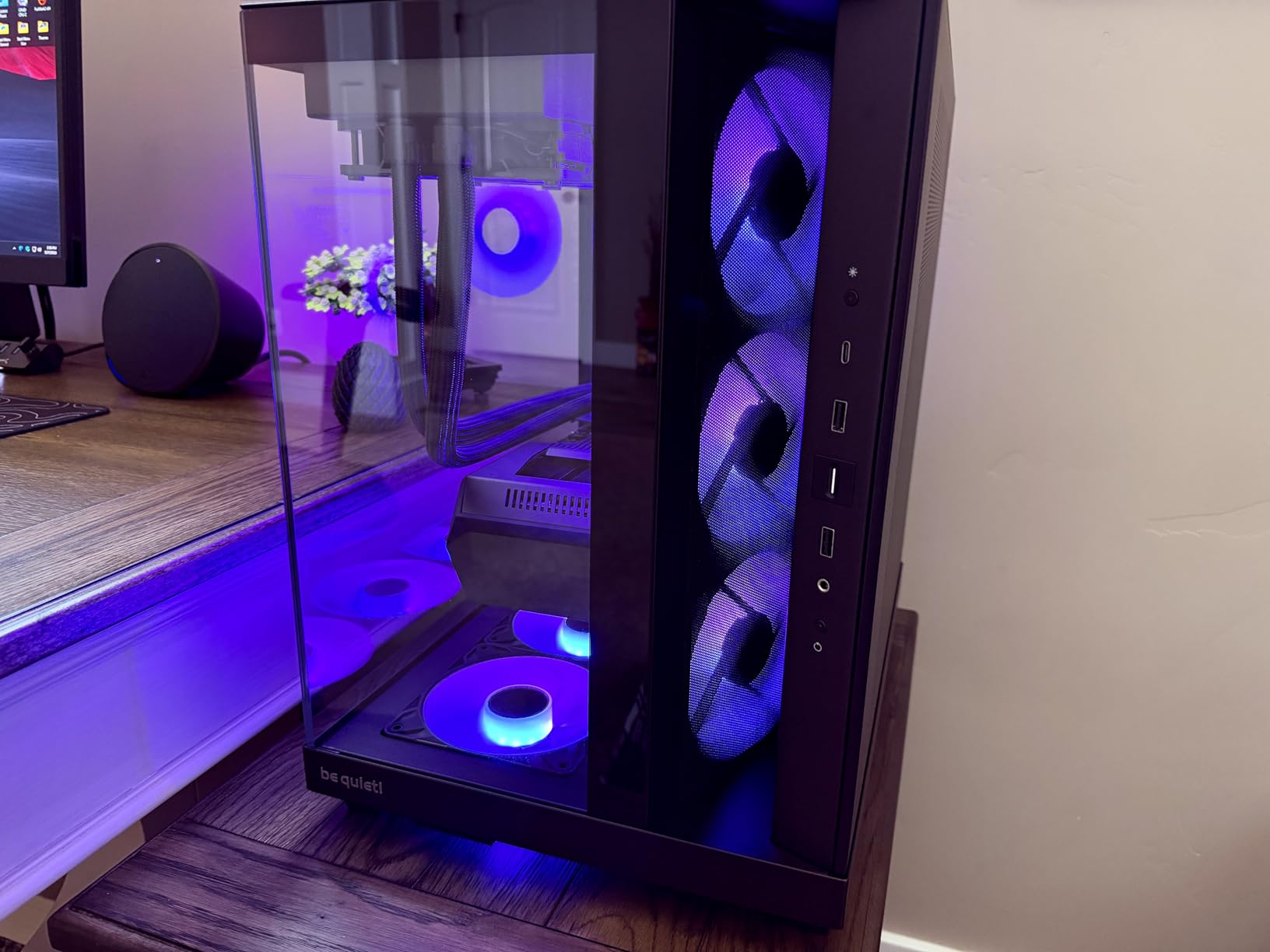 Light Base 500 PC Case, Fully Windowed Front and Side Panel | Show case, Dual Chamber, Mid Tower Gaming Computer Case, 4 Pure Wings 3 PWM Fans, no RGB, Backside Connector Design customer photo 2