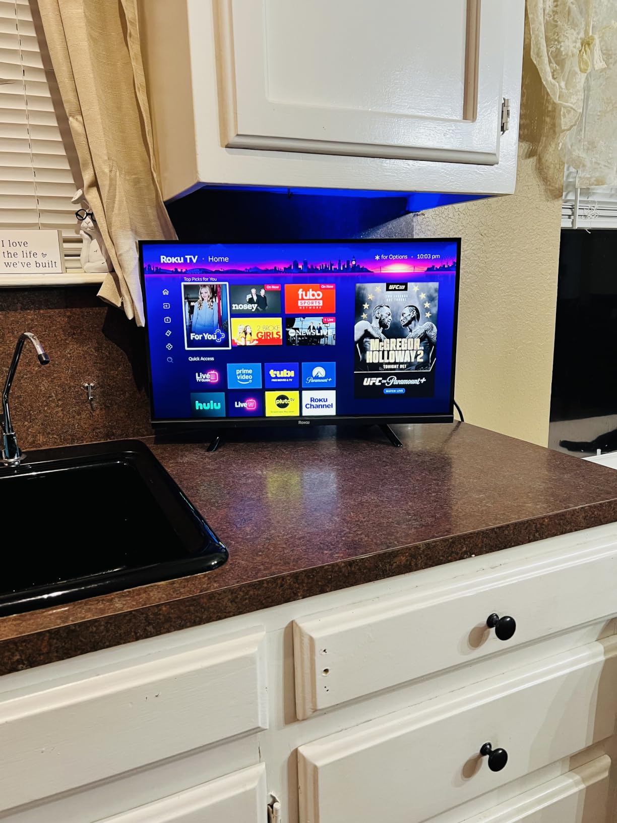 40-Inch Smart TV 2026 - Select Series, 1080p Full HD TV - RokuTV | Flat Screen LED Television with Voice Remote, Wi-Fi & Bluetooth Headphone Mode - Streaming Live Local News Sports & Movies customer photo 1
