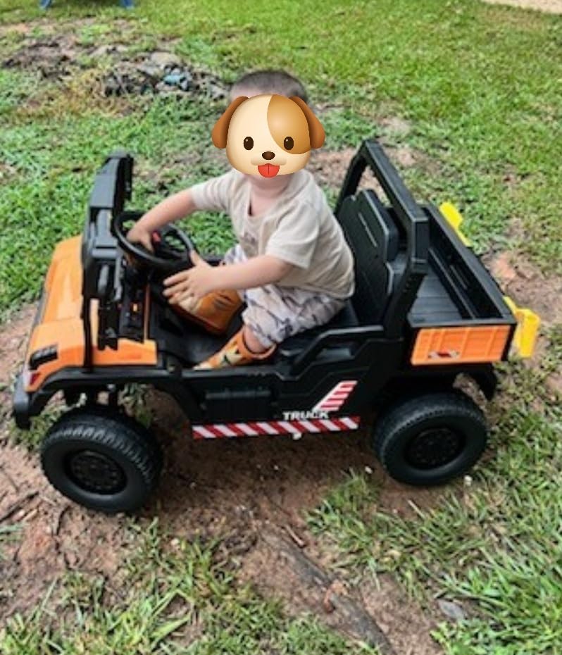 MINIATURE MOTORS 24V Kids Ride On Dump Truck Car, 2X55W Motors, 3.7mph Max Speed, Electric Dump Bed, Shovel, Remote Control, Bluetooth Music, Toddlers Construction Vehicles Gift for Boys Girls-Yellow customer photo 1