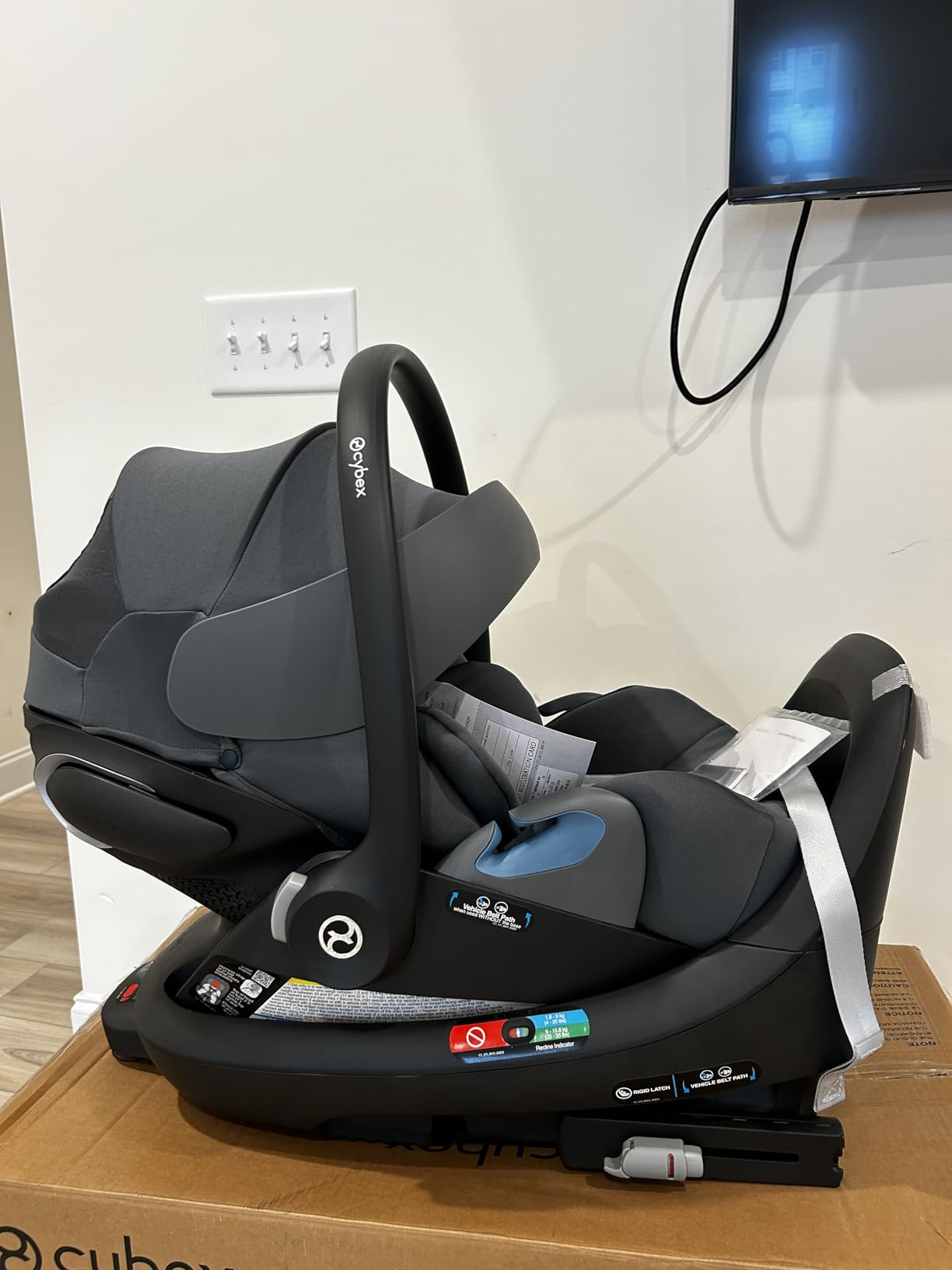 Cybex Cloud G Pro Comfort Extend Infant Car Seat - Moon Black customer photo 2