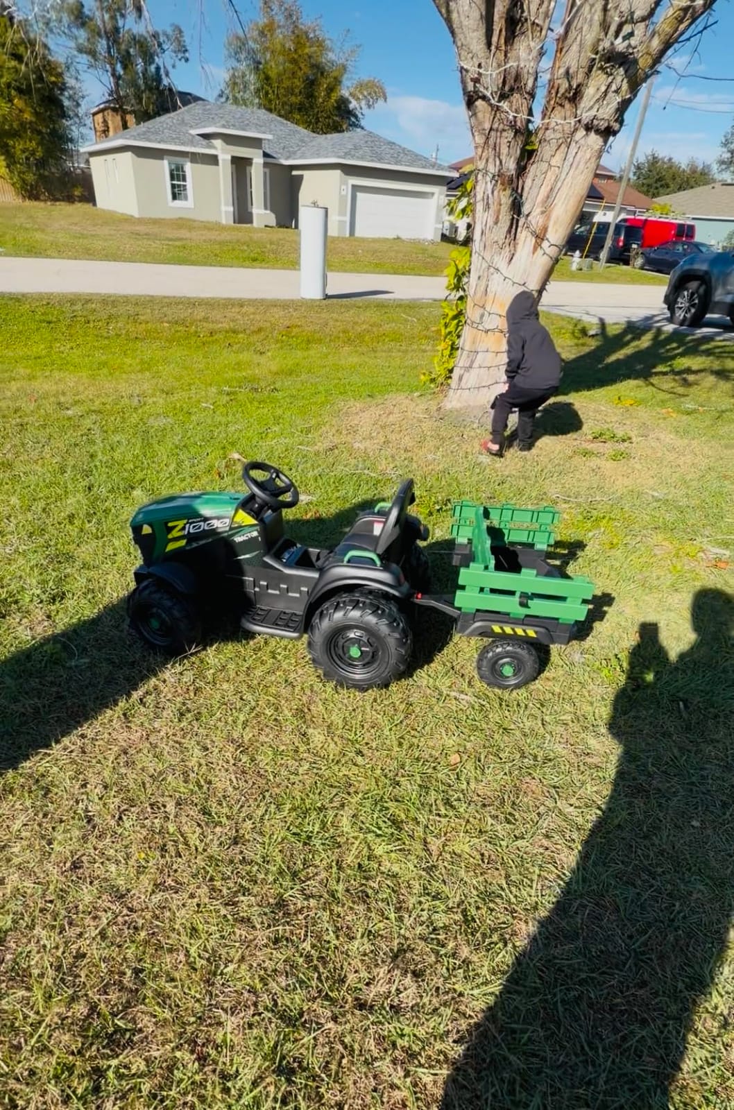 Licensed JCB 24V Ride on Toys, Electric Tractor for Big Kids 3-8 w/Trailer customer photo 1