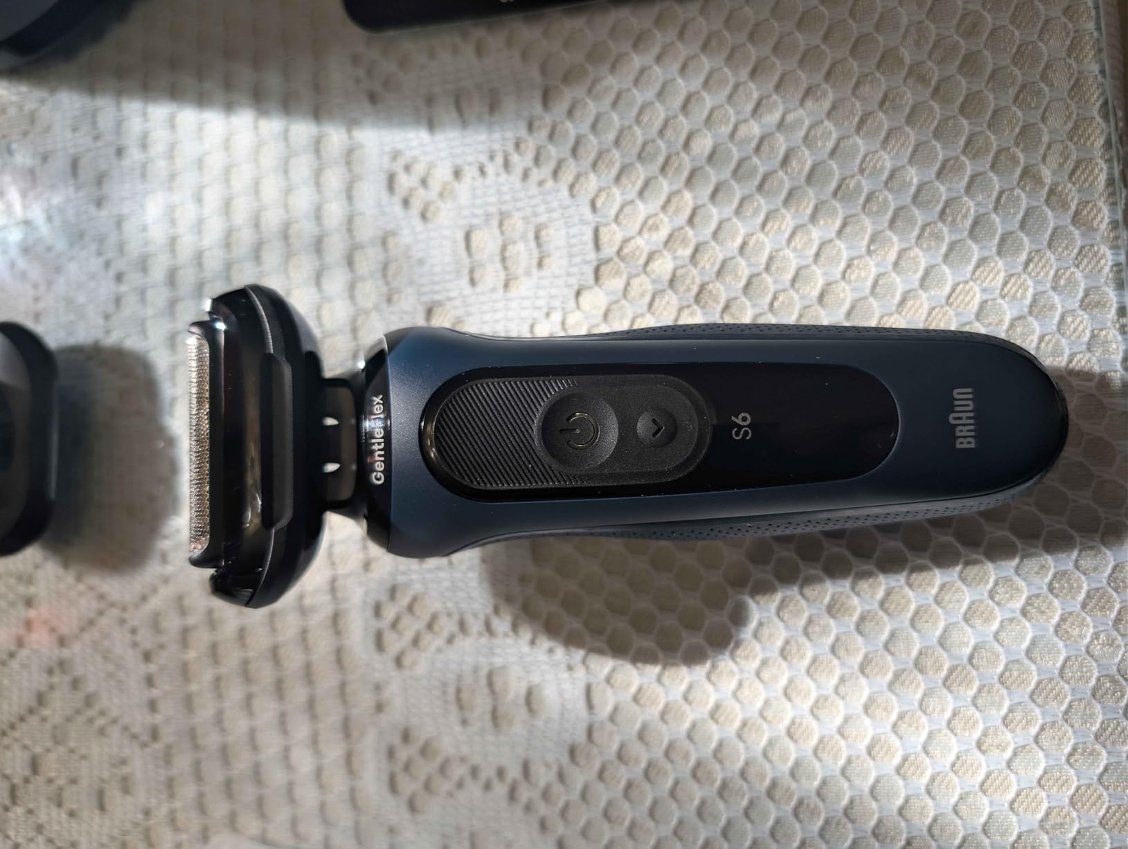 Braun Series 6 Electric Shaver for Men, Wet & Dry Foil Razor, 4-in-1 SmartCare Clean & Charge Center, Precision Trimmer Attachment, Replacement Shaver Head, Travel Case, Dark Blue 6177ps customer photo 1
