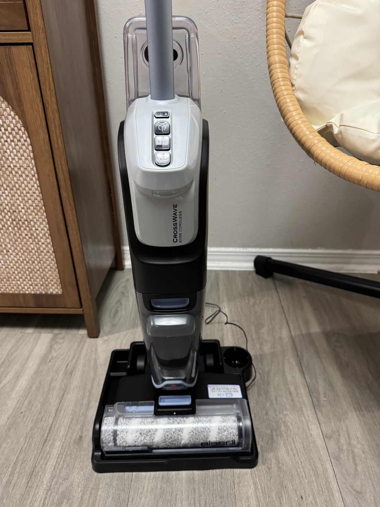Bissell CrossWave Edge Cordless Plus Wet Dry Vacuum & Mop, 4329G customer photo 1