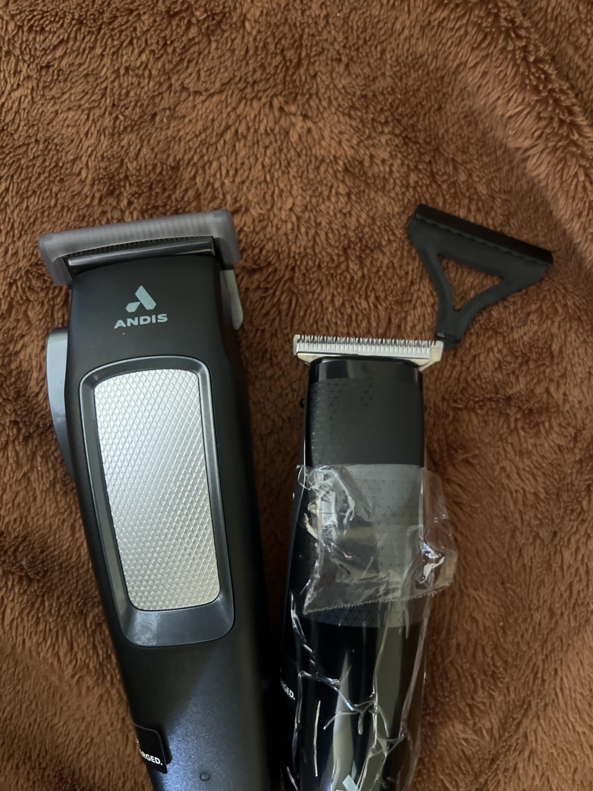 Andis 561506 inCRED Cordless Clipper & T-Blade Trimmer Combo, 23-Piece | Titanium-coated stainless blade adjusts 000-1, 2-hr runtime, cordless hair clipper & trimmer combo customer photo 2