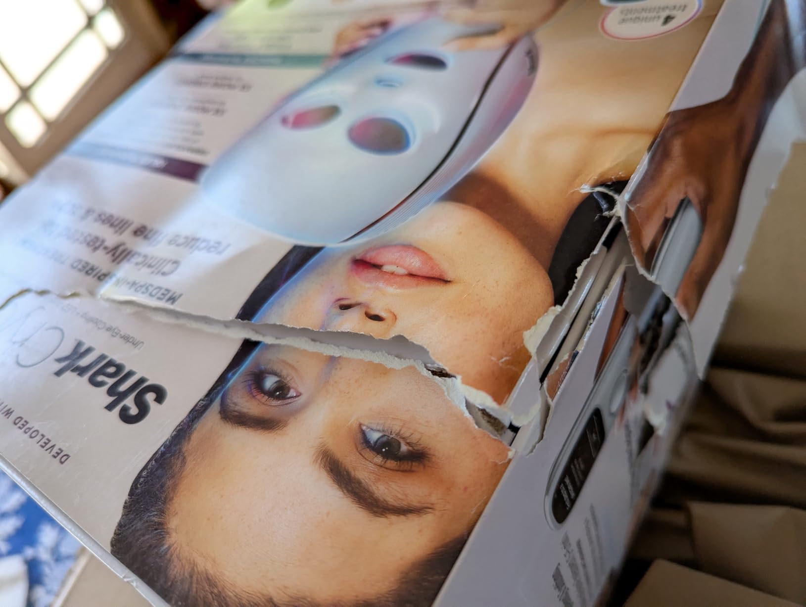 Shark CryoGlow LED Face Mask in Rose Glow, FW312PK customer photo 1
