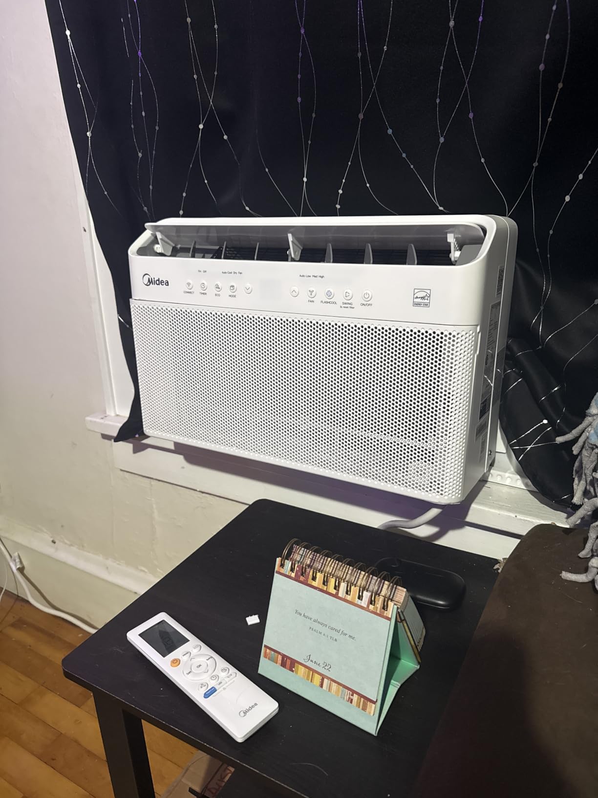 Midea 12,000 BTU U Shaped Window Air Conditioner, Cools up to 550 Sq Ft | Ultra Quiet U-Shaped Design, Inverter Control, Open Window Flexibility, Alexa/Google Assistant, 37% Energy Savings, 2026 New customer photo 2