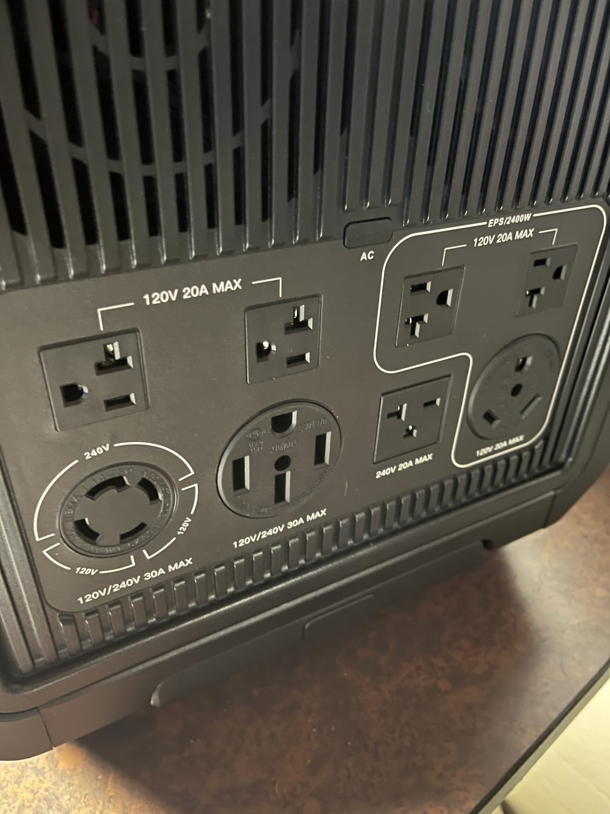 Guardian 6000 V2 Portable Power Station Bundle with G5 Extra Battery | 240V 6000W Output, Total 9.2kWh, Expandable to 41kWh, LiFePO4 Battery, Transfer Switch Ready, APP Control, UPS, OTA Ready customer photo 2