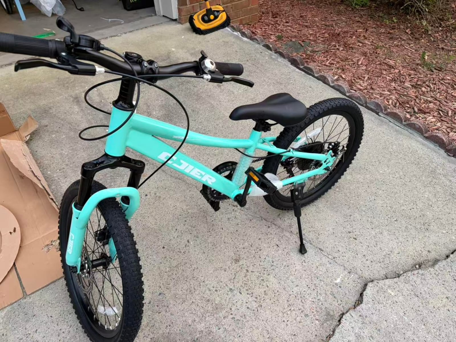 Pipleo 20/24 Inch Kids Mountain Bike, Bike 7 Speeds, Bikes for Kids 6-14, Girls Boys Bike with Suspension Fork, Dual-Disc Brake, Anti-Slip Butyl Tires customer photo 2
