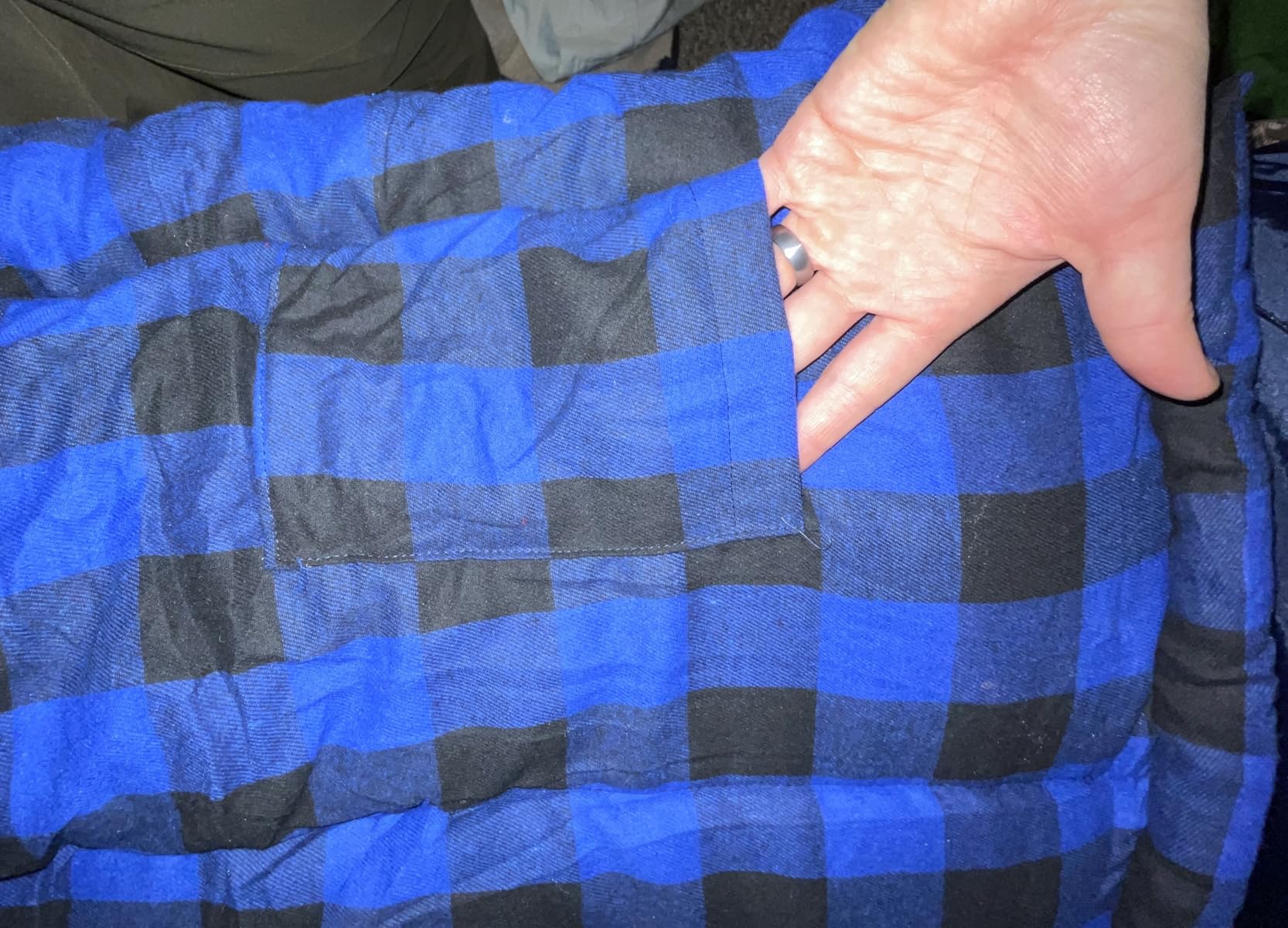 Cotton Flannel XXL Winter Sleeping Bags for Adults Big and Tall,Cold Weather 90x39 Inch Camping Sleep Bag,Waterproof Machine Washable 4 Season Outdoor Camping Gear,2-Way Zipper customer photo 2
