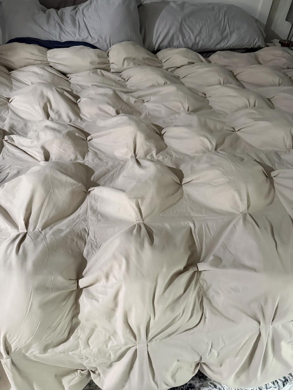 DOWNCOOL Feather Down Fiber Comforter Queen Size, 100% Cotton White 90