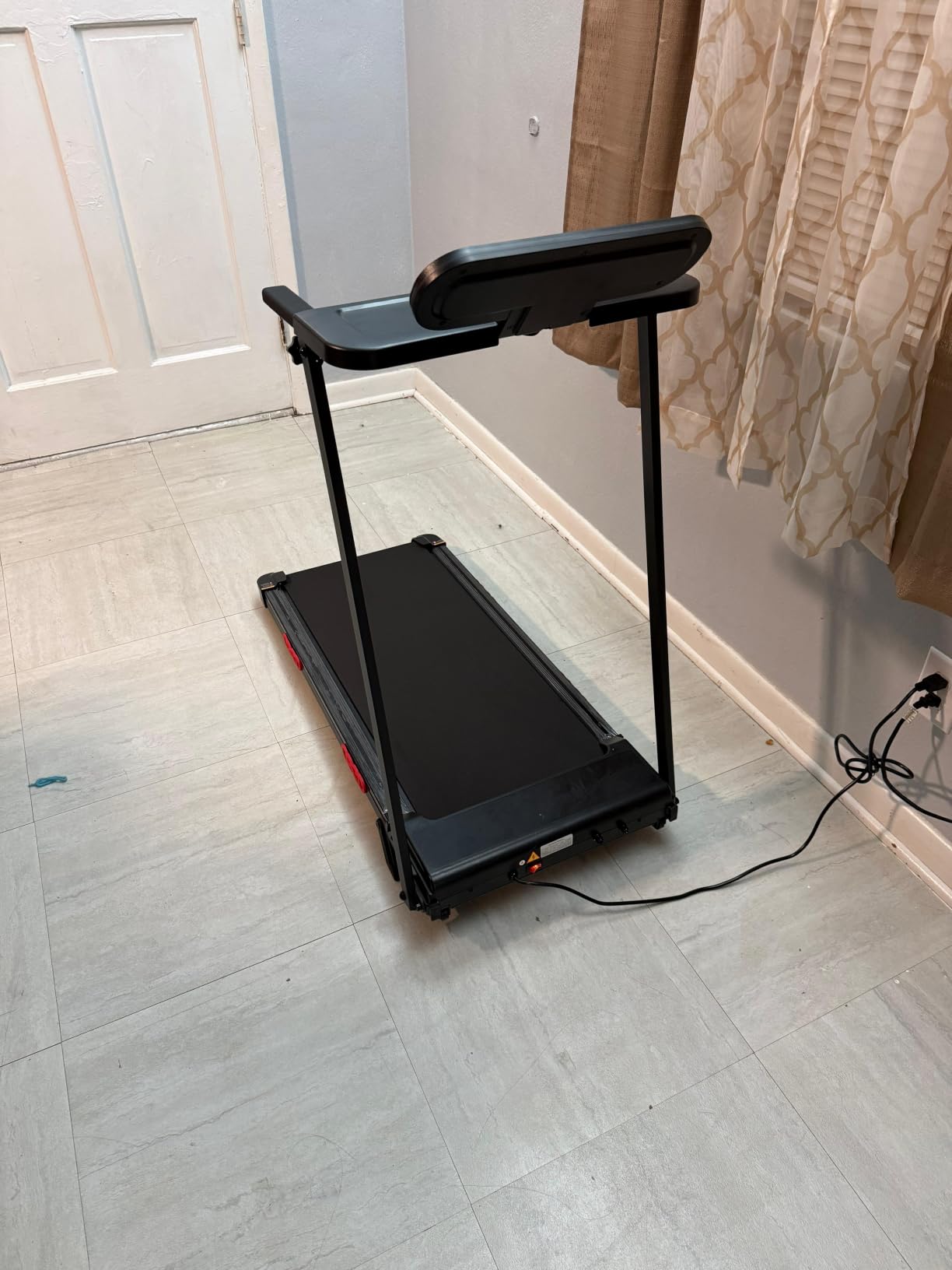 Portable Walking Pad Treadmill for Home, Treadmills with Handles, 3.0HP Compact Walking Pad Treadmill with Handle Bar, 0.6-7.6MPH Mini Walking Treadmill for Home Small, 350LB Capacity customer photo 2