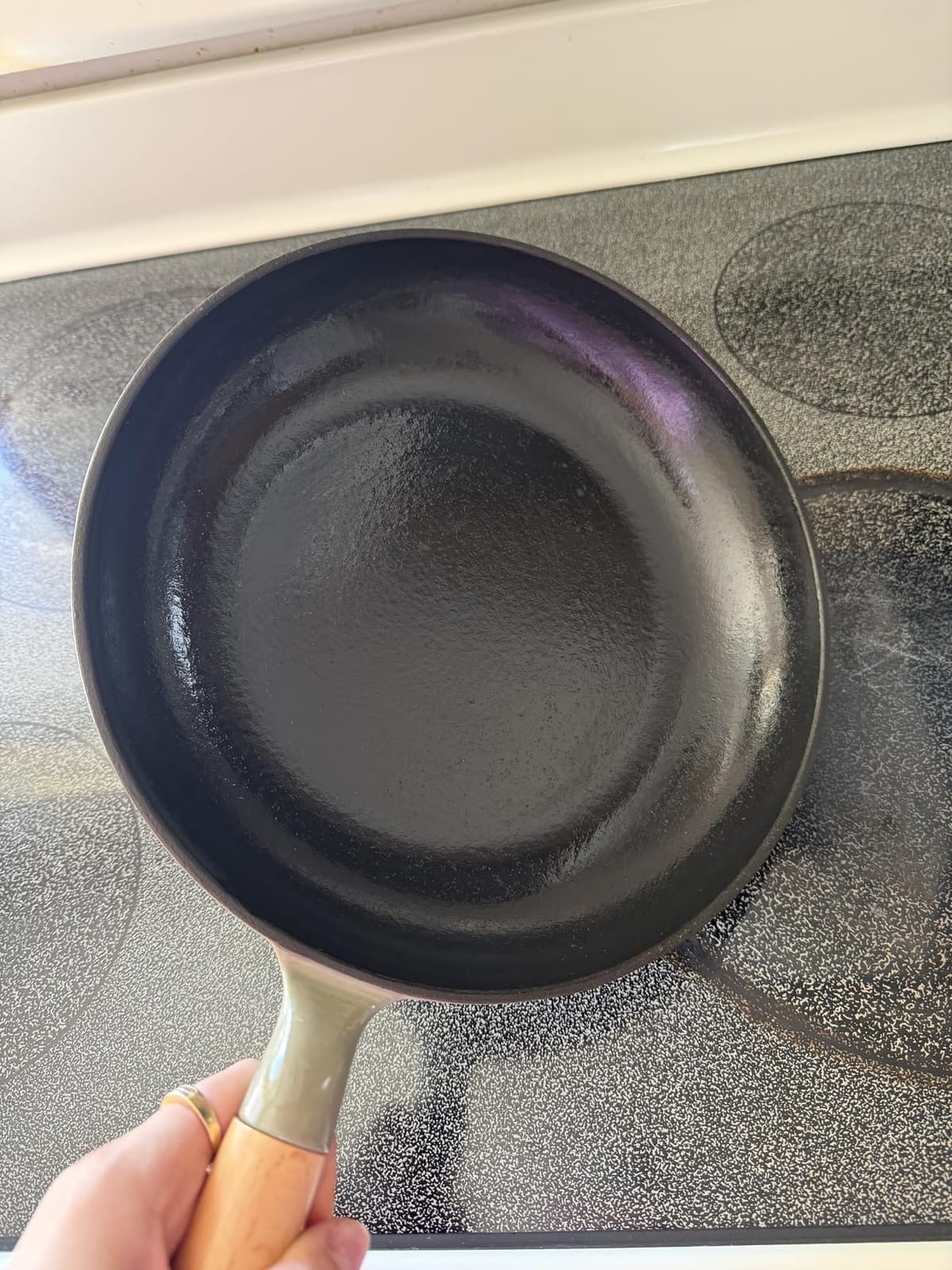 Sur La Table Kitchen Essential Main Canteen 9.5