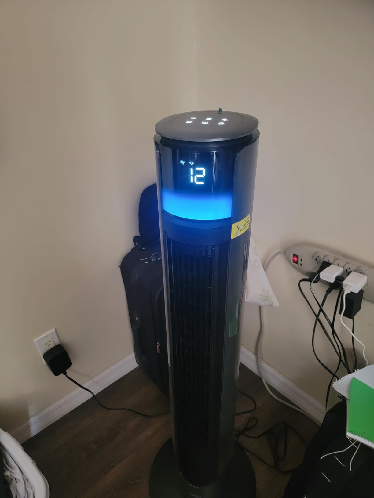 DREO TurboCool Outdoor Misting Fan 711AS, 33 ft/s High Velocity, 20dB Quiet | 12 Speeds, 4 Modes, 150° Customizable Oscillation, Smart Standing Fan for Bedroom, DC Motor, IPX4-rated Weather Resistant customer photo 2