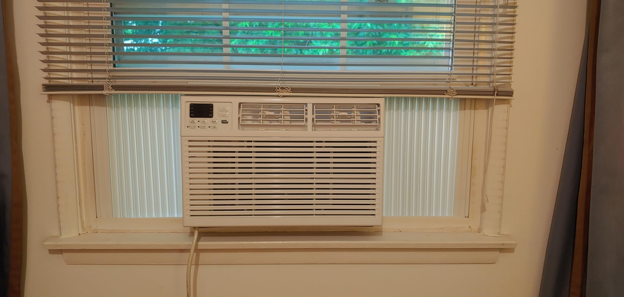 Electactic 8000 Btu Window Air Conditioner, AC Window Unit Up to 350 Sq.Ft, 24H Timer, Remote Control, Easy Install, Air Conditioner for Bedroom, Living Room, Office customer photo 1