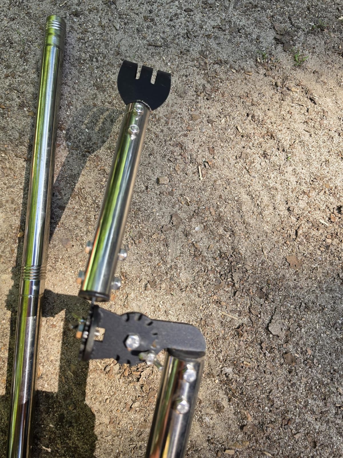 12FT Gutter Cleaning Tools from the Ground with Dual-Axis Adjustment | Spring Steel Gutter Cleaner Tool, Adjustable Length Cleaning Pole with Gutter Rake for Leaves, Muck and Roof Debris customer photo 2