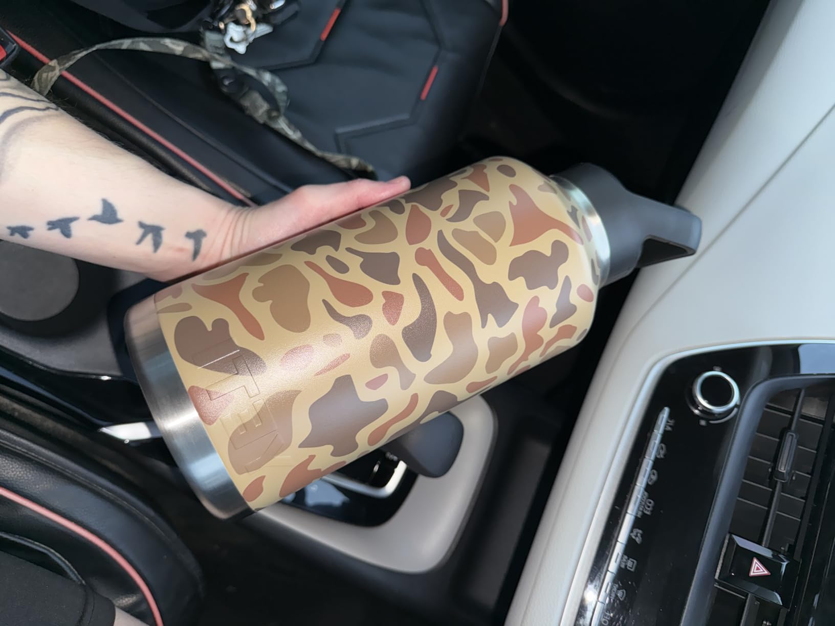 YETI Rambler 64 oz Bottle, Vacuum Insulated, Leakproof, Stainless Steel with Chug Cap, Cape Taupe customer photo 1