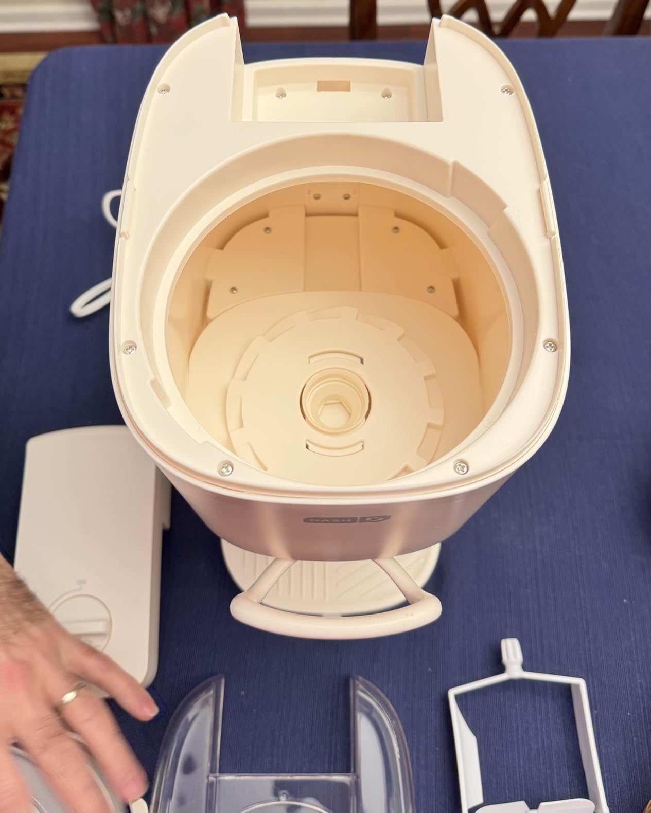 Dash Soft Serve Ice Cream Maker, 1-Pint Freezer Bowl, Cream | Countertop Machine for Gelato, Frozen Yogurt, Sorbet & Froyo; Churns Homemade Dairy-Free Treats & Fruit Whips customer photo 2