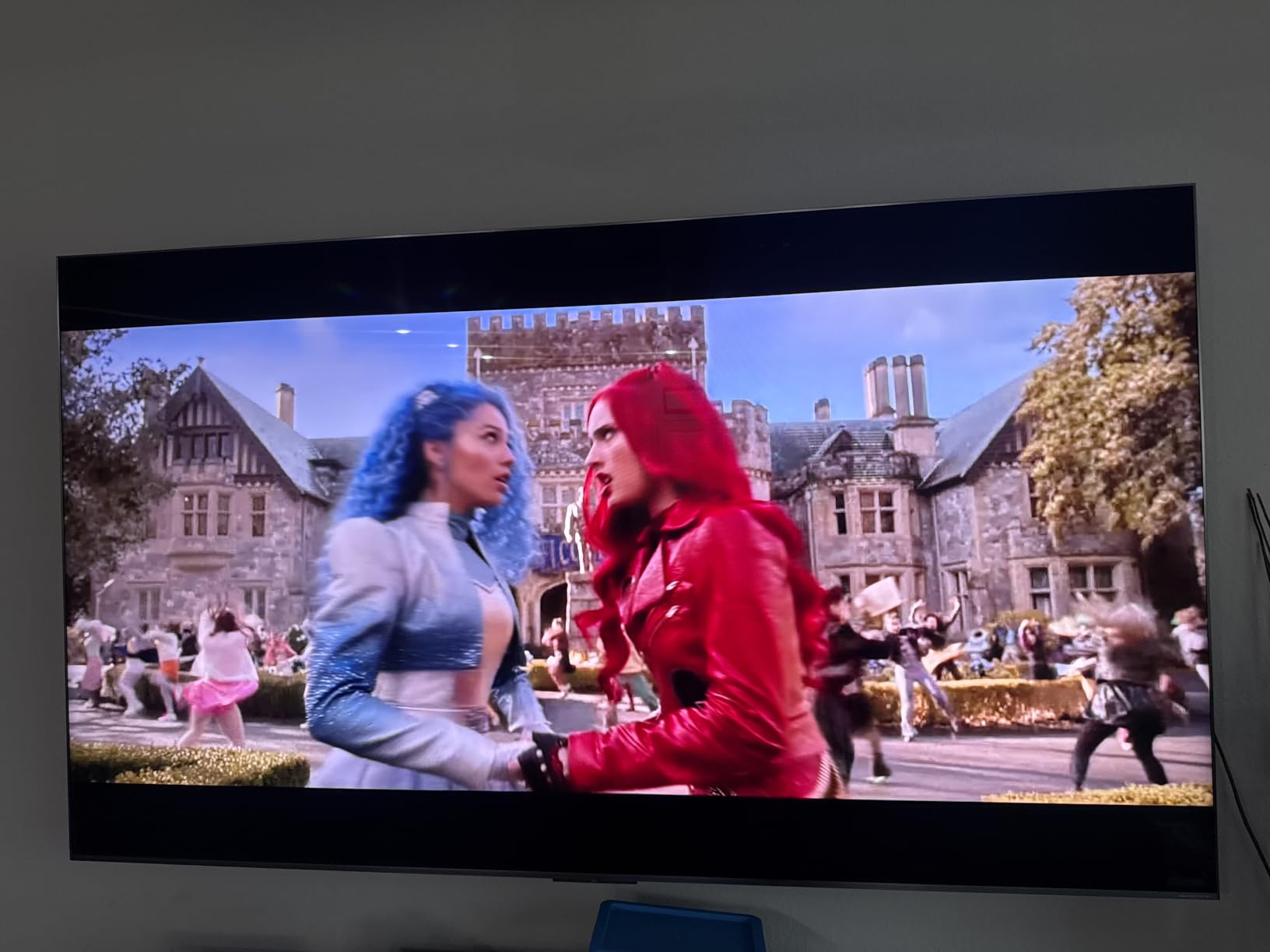 TCL 65 Inch Class QM8L Series | SQD-Mini-LED QLED Smart TV | 65QM8L, 2026 Model | 144Hz | Ultimate Color Brightness & Contrast | Google AI Bang & Olufsen | Voice Control Gaming Streaming Television customer photo 2