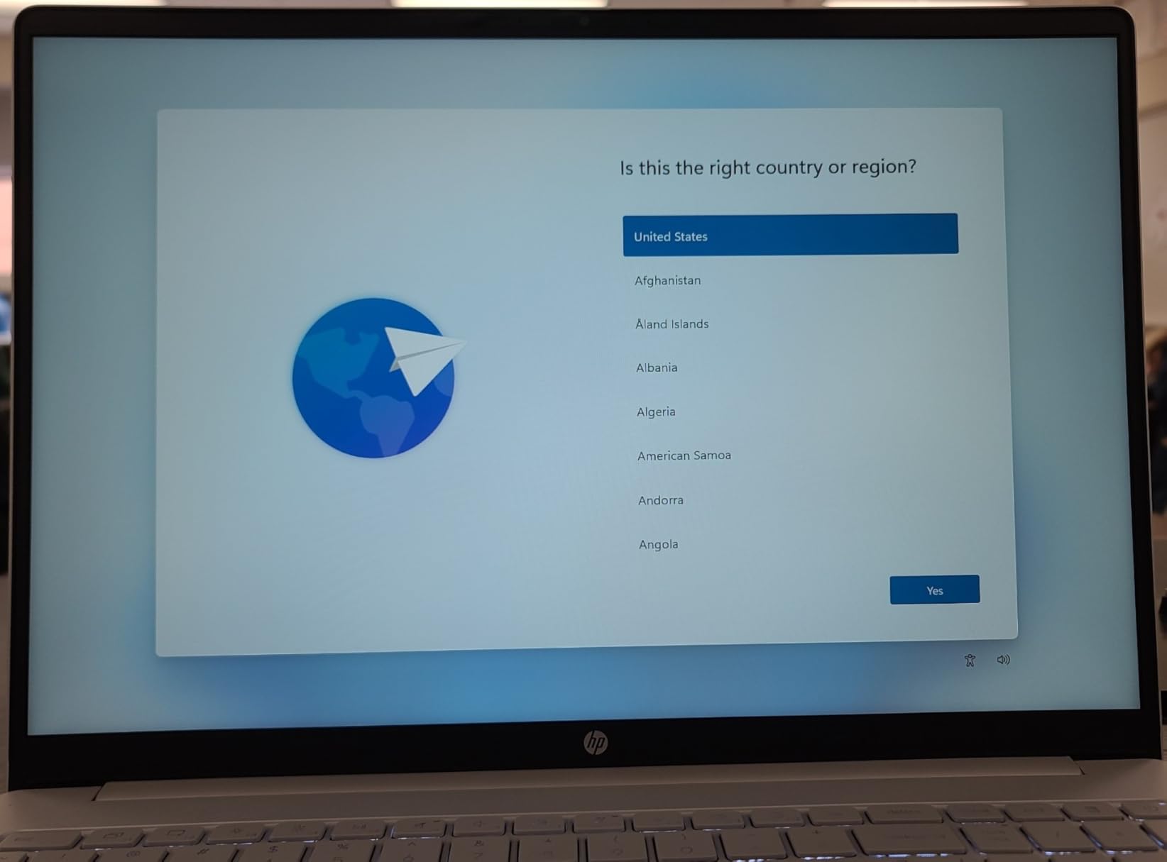 HP OmniBook 3 16 inch Next Gen AI PC, 2K Touchscreen, AMD Ryzen AI 5 430, 16 GB RAM, 512 GB SSD, AMD Radeon 840M GPU, Windows 11 Home, Glacier Silver, 16-bv0099nr customer photo 1