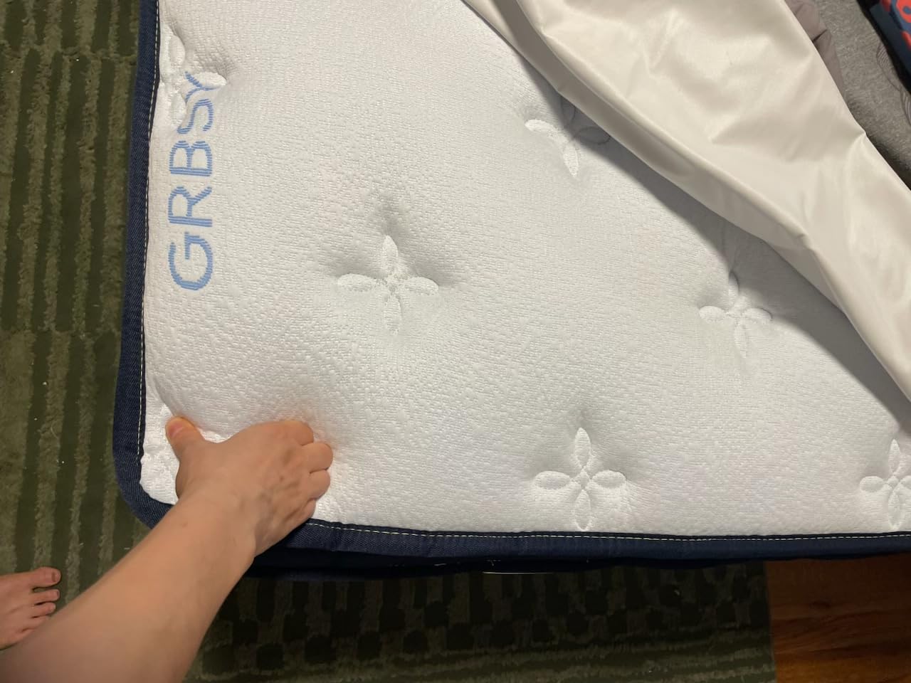 16 Inch Queen Mattress, Upgraded 7-Zone Support Hybrid Queen Size Mattress In A Box with Cooling Gel Memory Foam & Pocket Coils for Back Pain Relief, 365-Night Trial, Motion Isolation, Medium Firm customer photo 2
