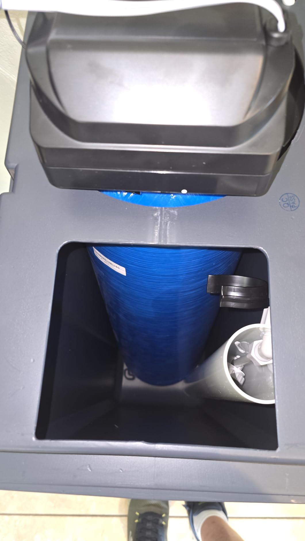 CS32 Pro 2026 Whole House Water Softener System 40,000 Grains | Smart WiFi App, 5 inch LED Color Touchscreen, Gen2 Up-Flow Regeneration Technology, Salt Level Reminder, Vacation Mode customer photo 2