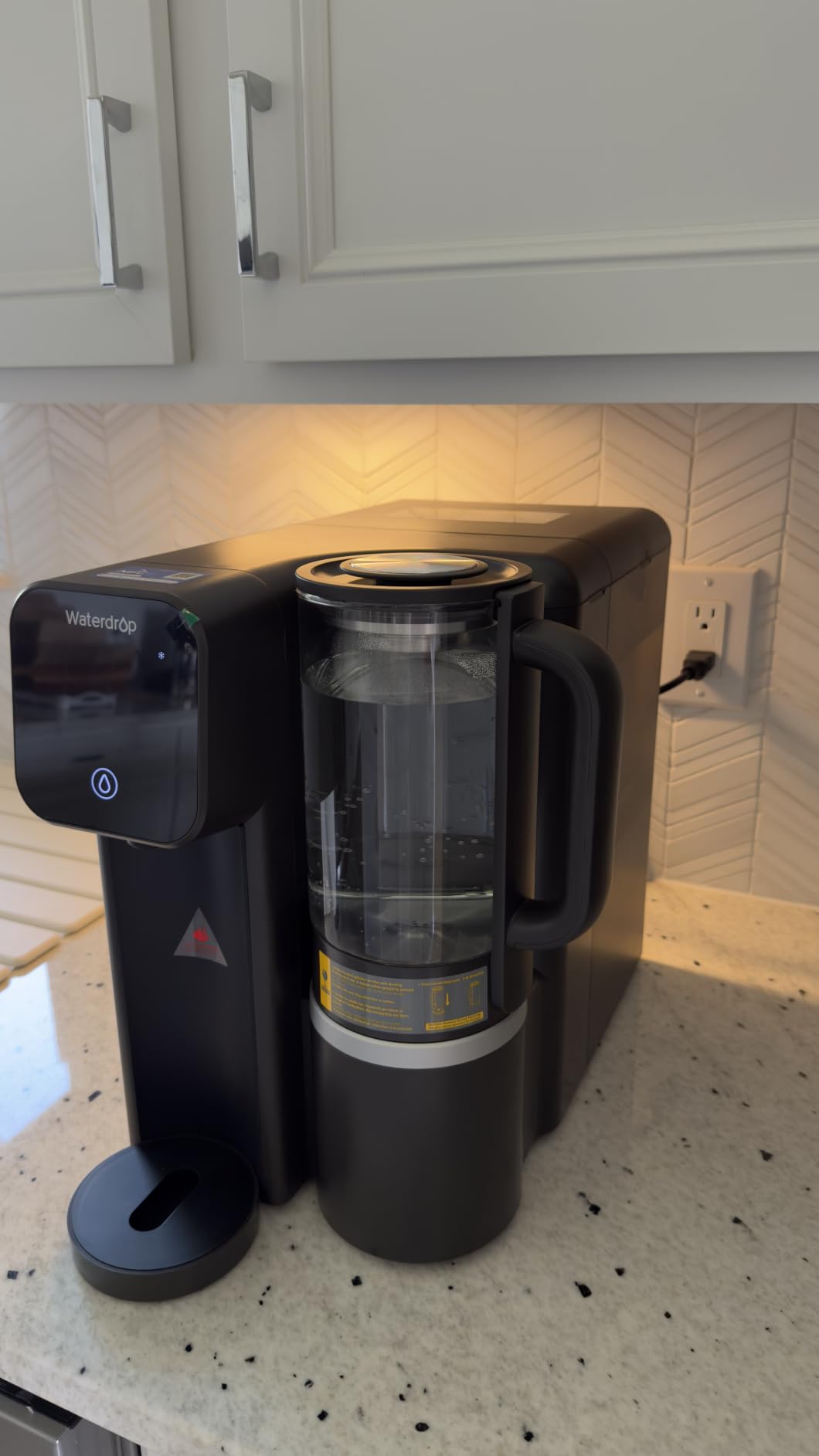 Waterdrop M6CG Hot & Cold Reverse Osmosis System Countertop, Mineral Added | Glass Pitcher, NSF/ANSI 58 Certified, 8-Stage RO Filtration, 3:1 Pure to Drain, Hot & Cold & Room-Temp Water, No Installation customer photo 1