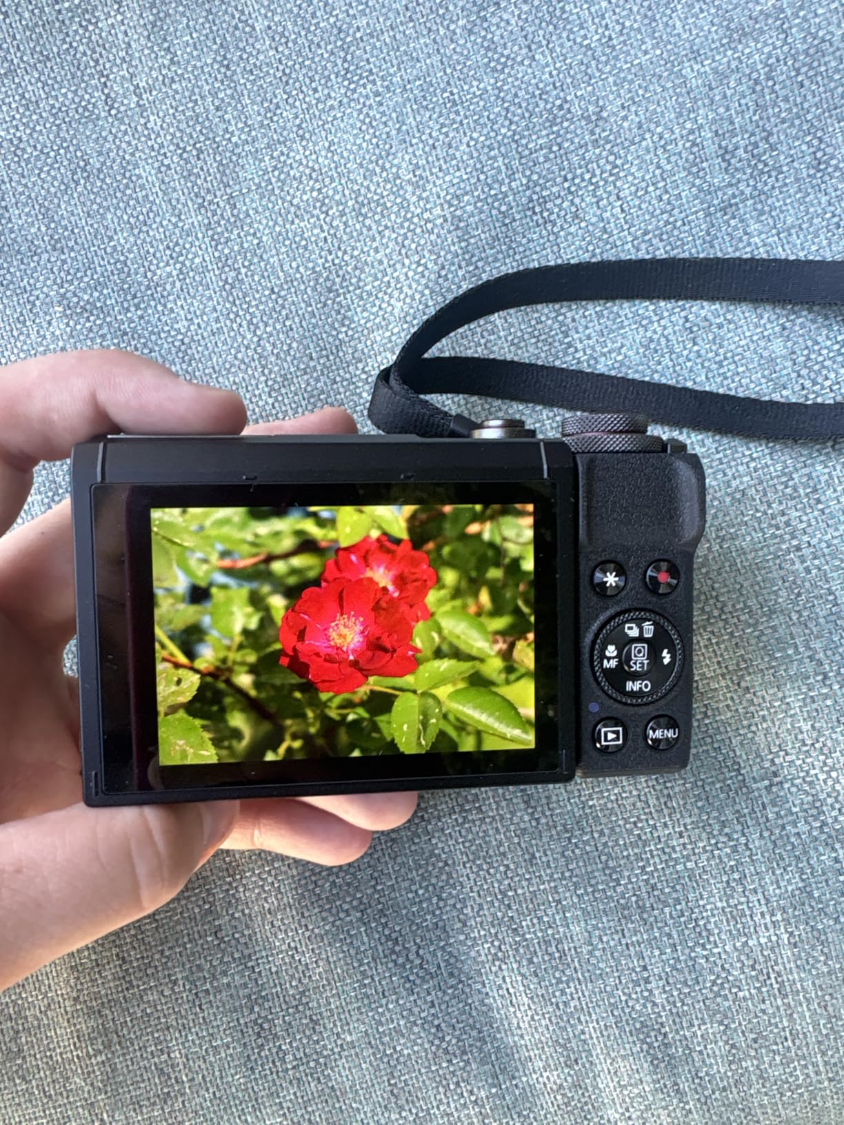 Canon PowerShot G7 X Mark III 20.1MP Digital Camera Vlogging Bundle | For Vlogging & Travel | 20.1MP 1-Inch | Wifi & Bluetooth | 4K UHD Video | 4.2x Optical Zoom + 64GB Card + Camera Bag customer photo 2