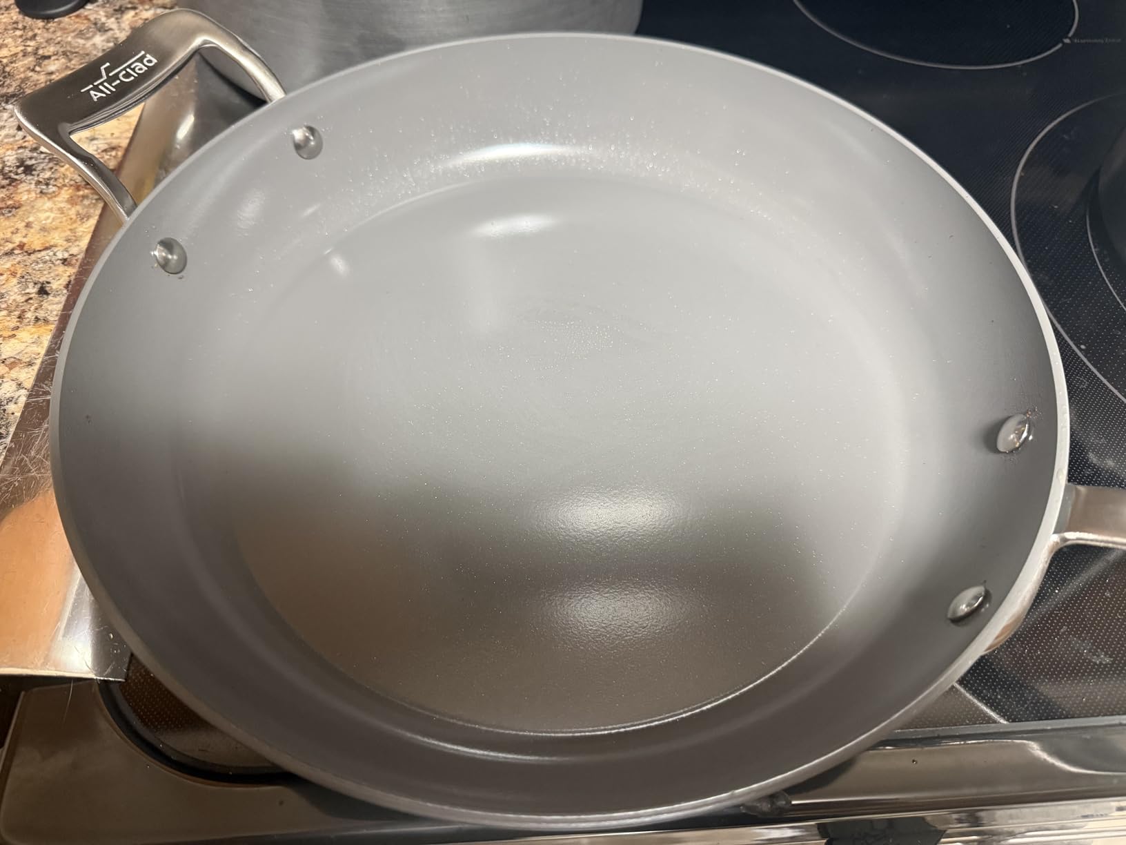 All-Clad HA1® Ceramic Nonstick, Frying Pan Set with Lid, 12 inch - Oven Safe up to 450° & Compatible with All Stovetops (Gas, Electric & Induction), Light Grey customer photo 1