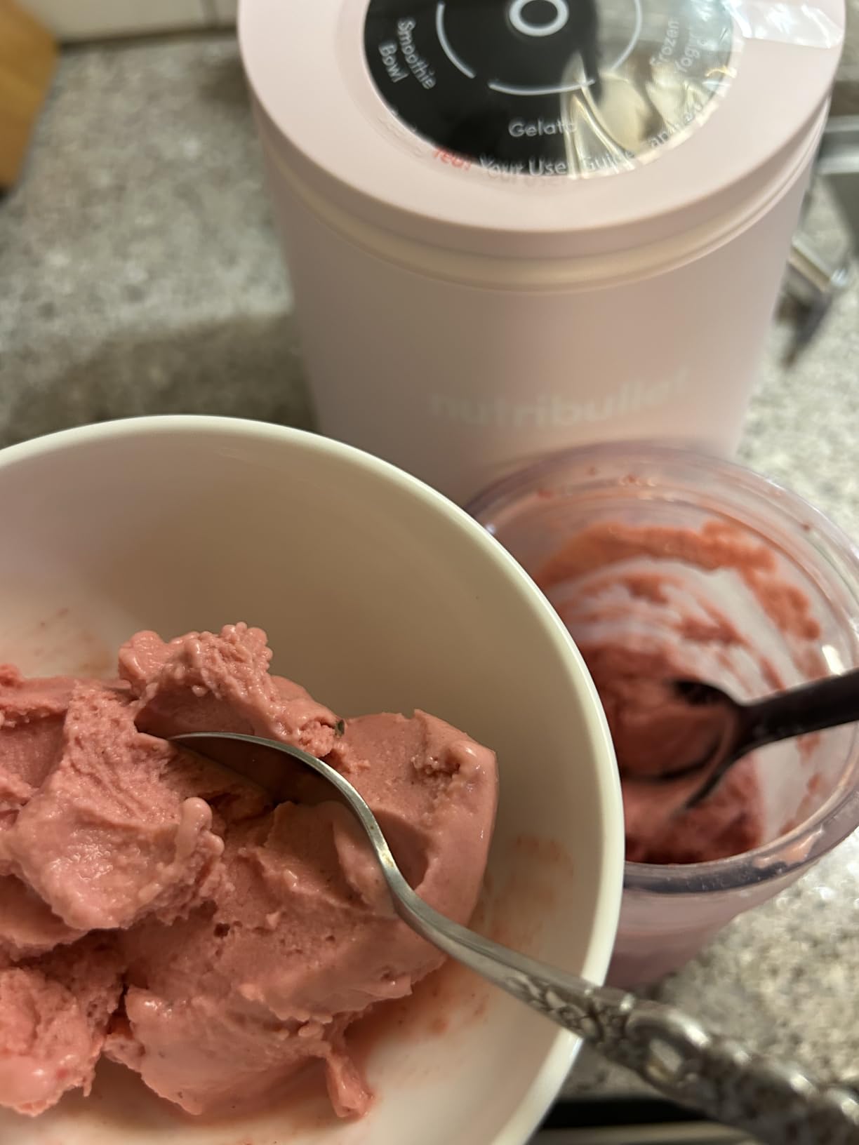 nutribullet Chill Ice Cream Maker, for Gelato, Sorbet, Frozen Yogurt, Smoothie Bowls, Compact Size, (2) Dishwasher Safe 16 oz. Pint Cups with Lids, White, NBD50100AW customer photo 1