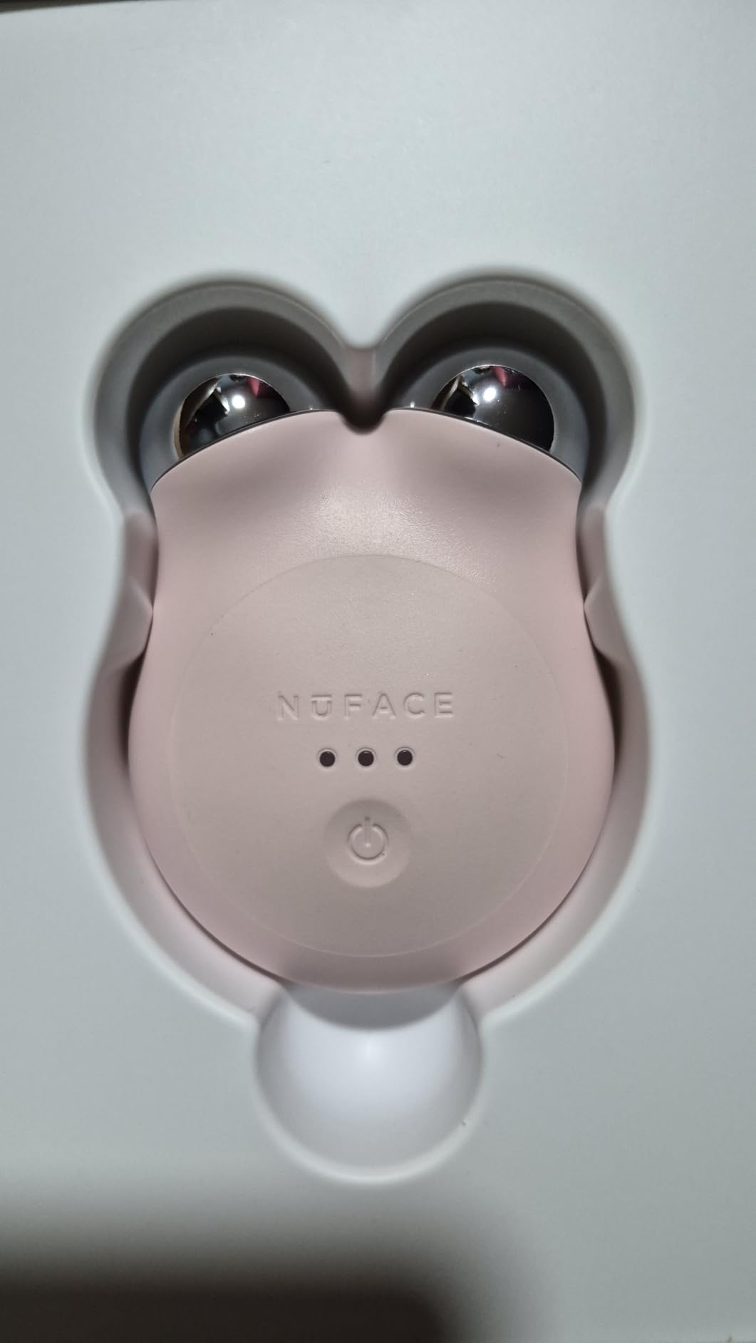 NUFACE Petite MINI+ Facial Sculpting Device Starter Kit, White customer photo 2