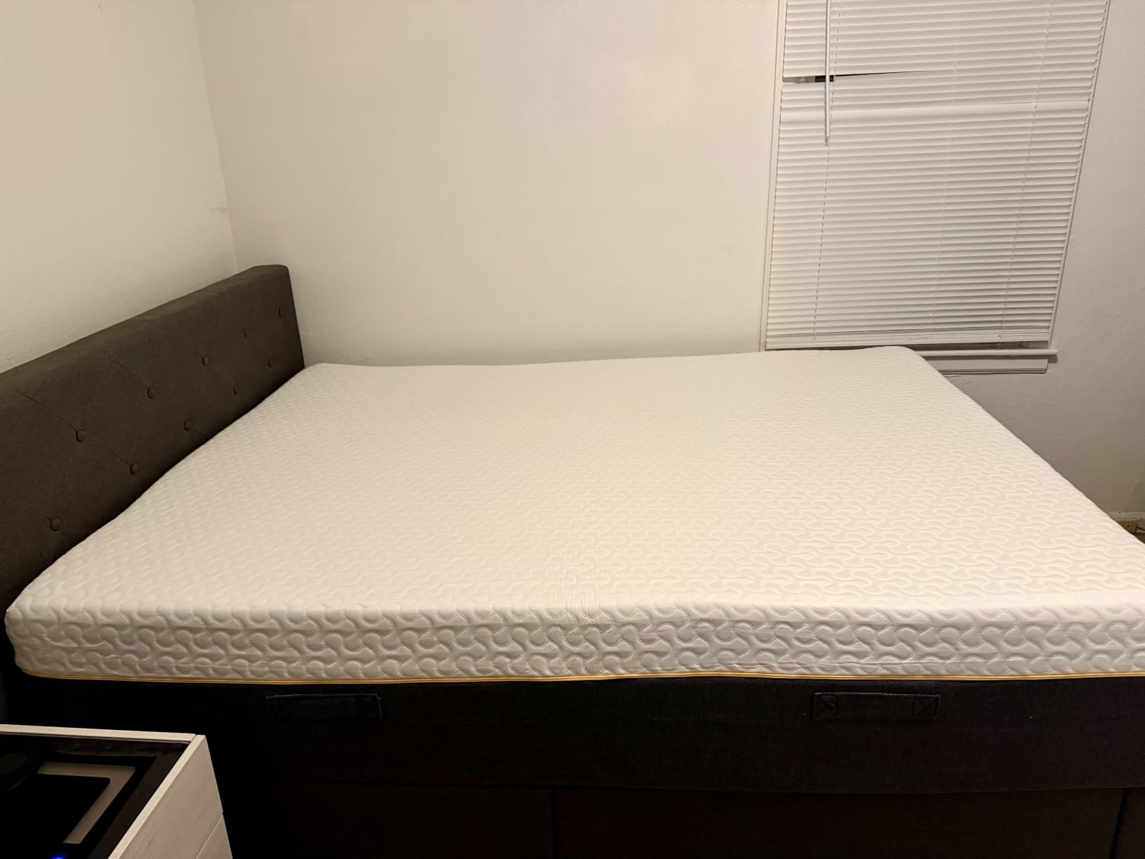Full Size Mattress for Kids, Cooling Full Memory Foam Mattress | 10 Inch Mattress in a Box, Pressure Relief, Breathable Tencel Cover, Foam Made in USA, Medium Plush, CertiPUR-US Certified customer photo 2