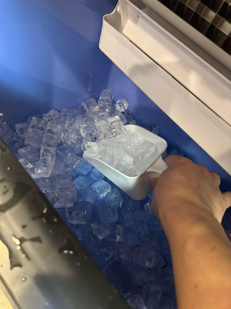 Coolake Commercial Ice Maker Machine, 200Lbs/Day Under Counter Ice Maker with 55 Lbs Storage, Stainless Steel Freestanding Built-in Outdoor Ice Machine with Water Filter for Home Bar Cafe Garage customer photo 1