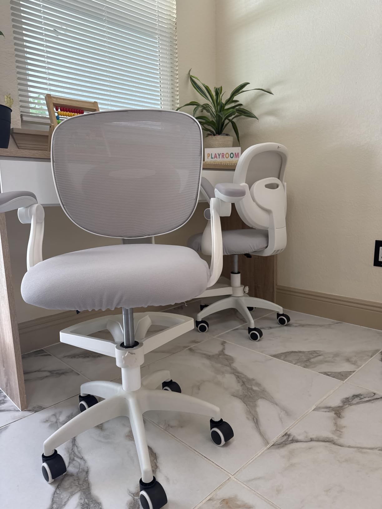 OYOWINGO Ergonomic Kids Desk Chair 4-12, Adjust Height Children Study Computer Chair, Mesh Student Teen Task Gaming Chair with Footrest & Flip-up Armrest & 360° Wheels (Blue-white) customer photo 2