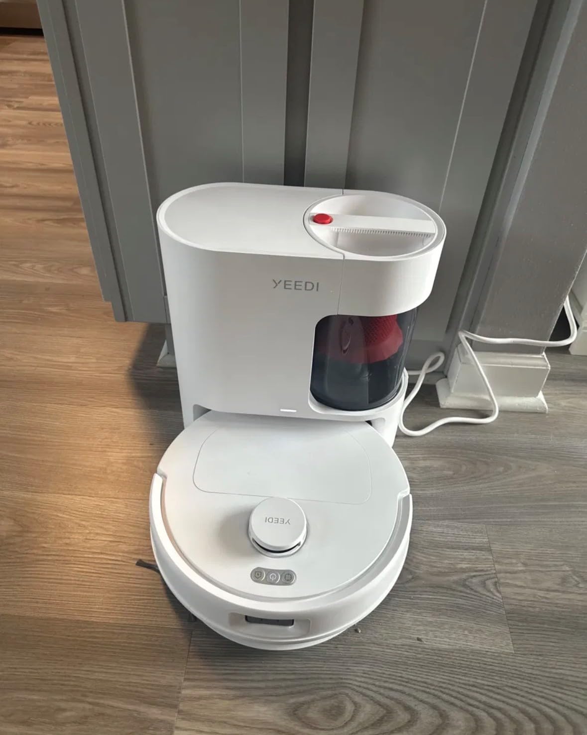Yeedi by ECOVACS C14 PRO Plus Robot Vacuum and Mop, Bagless Station | 11000Pa Suction, ZeroTangle 2.0 Tech., Auto Emptying Station, 45 Days Hands-Free Cleaning, OZMO Mopping, App & Voice Control customer photo 1