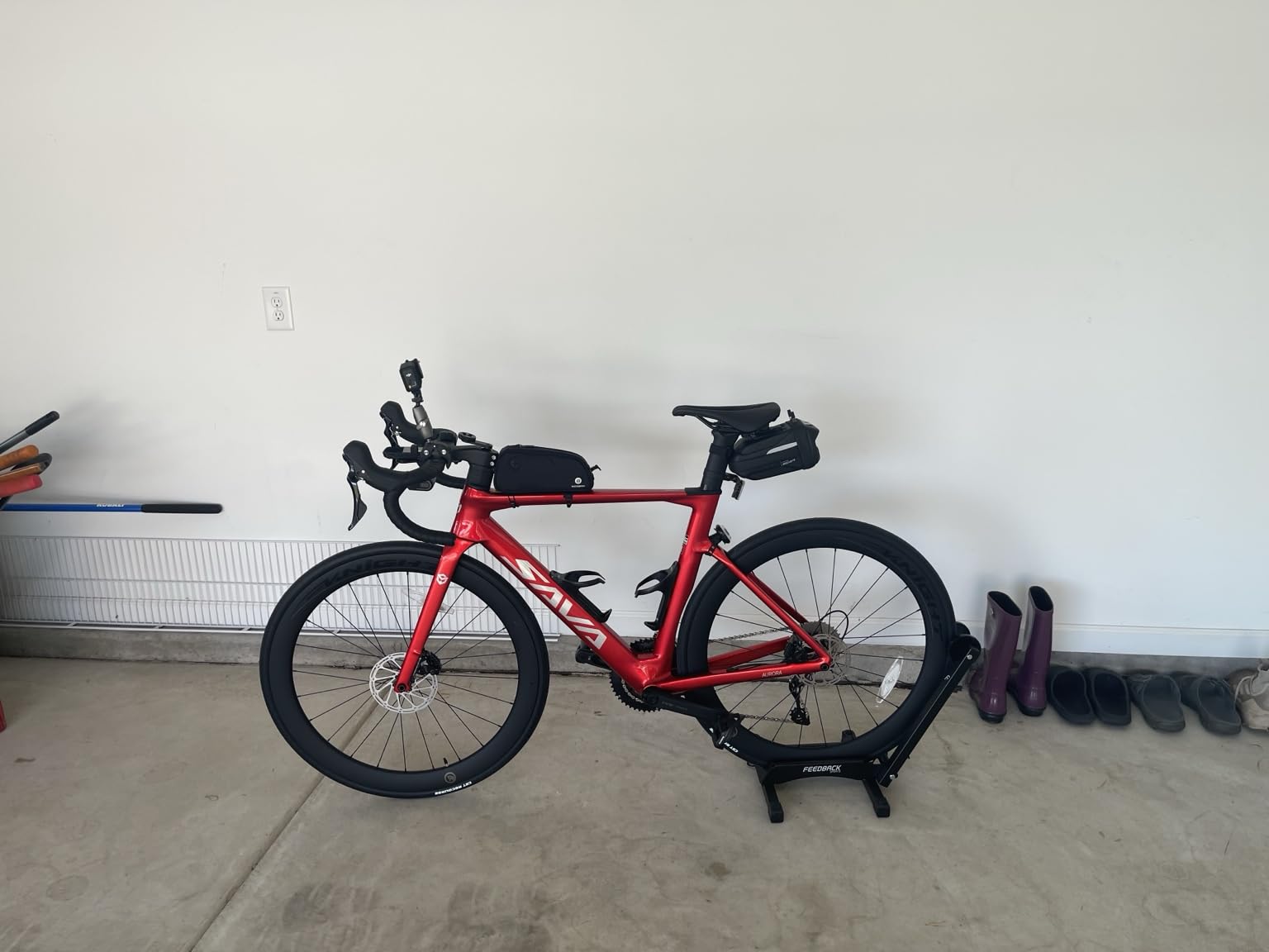SAVADECK Full Carbon Racing Bike A7L Pro 2026 - Carbon Frame & Wheelset, with Shimano R7120 24-Speed, Hydraulic Disc Brakes, 90% Pre-Assembled customer photo 2