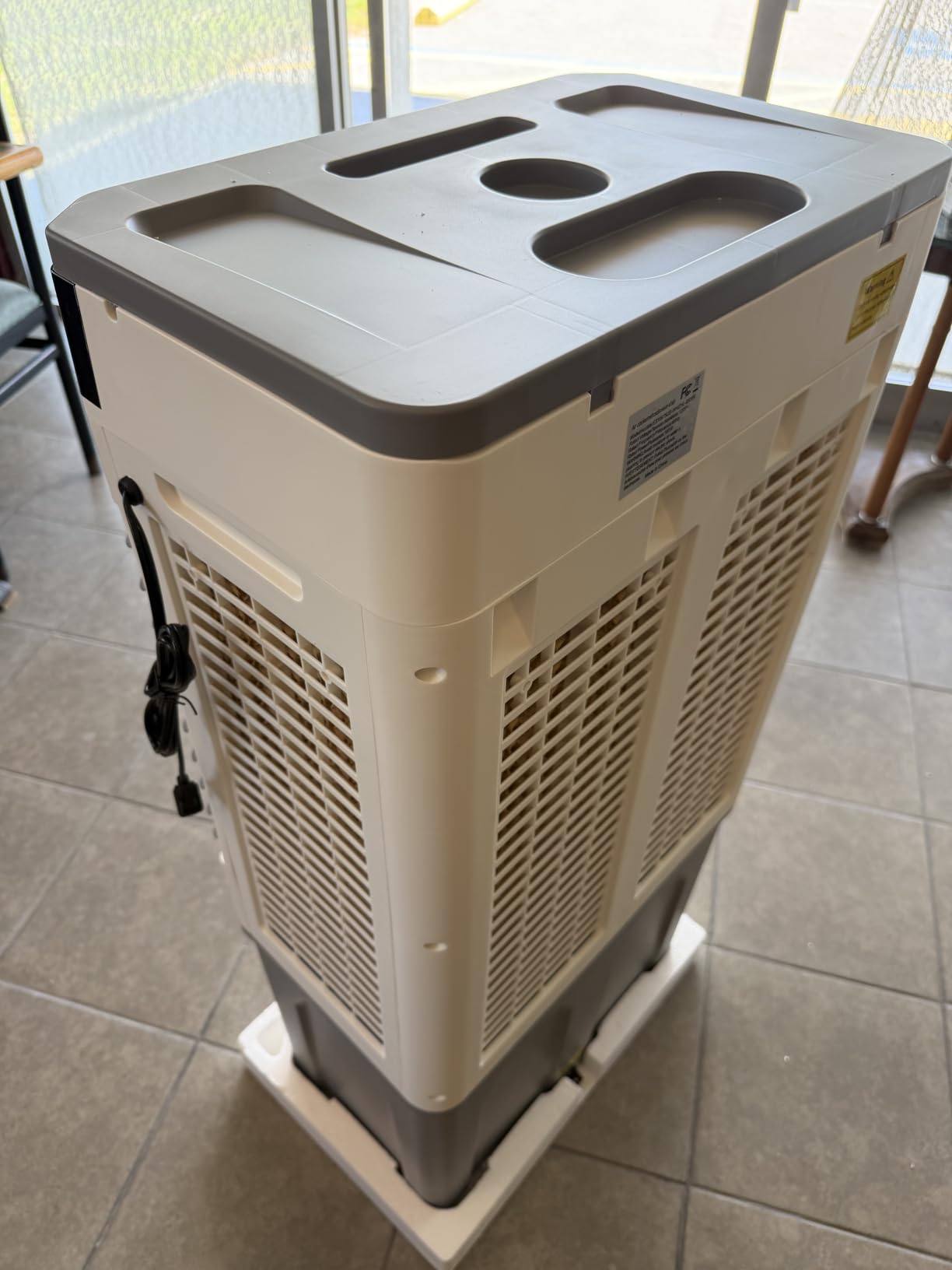 COSTWAY 3-in-1 Swamp Cooler, 2100 CFM Evaporative Air Cooler, 5.3 Gal Water Tank, Remote, 3 Speeds, 4 Ice Packs, 12H Timer, Auto Oscillation for Indoor Outdoor, White customer photo 2